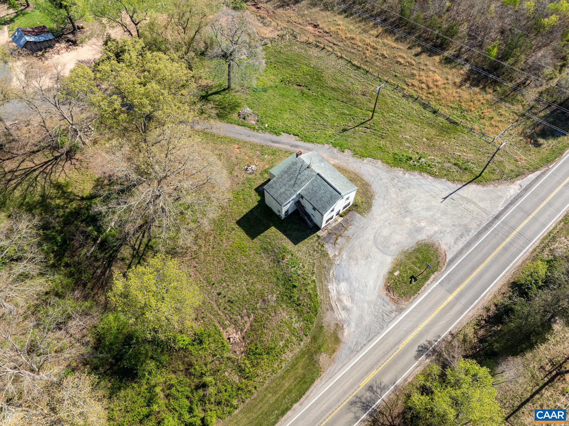 2624 ANDERSON HWY, DILLWYN, Virginia 23936, ,Residential,2624 ANDERSON HWY,663545 MLS # 663545