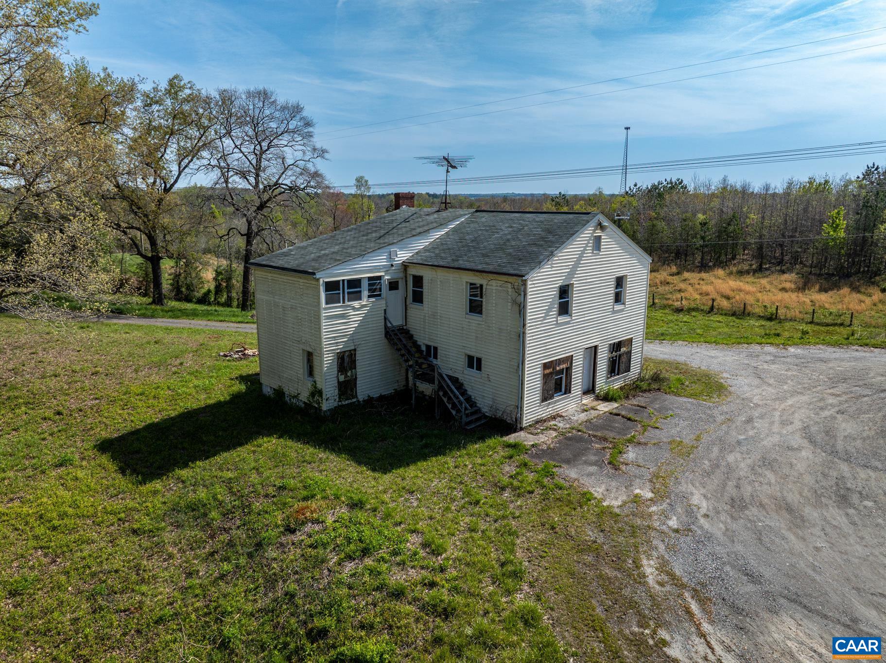 2624 ANDERSON HWY, DILLWYN, Virginia 23936, ,Residential,2624 ANDERSON HWY,663545 MLS # 663545