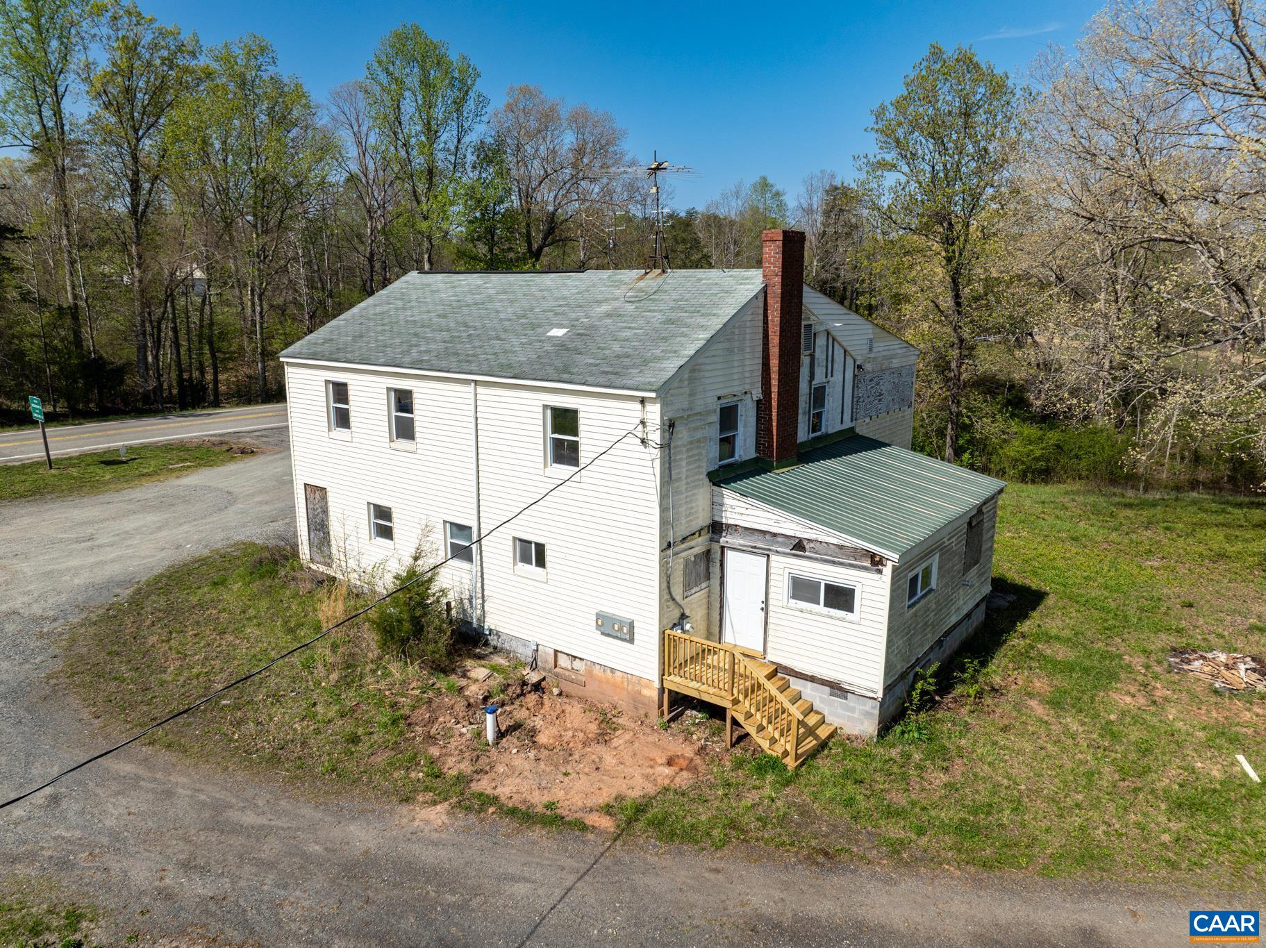 2624 ANDERSON HWY, DILLWYN, Virginia 23936, ,Residential,2624 ANDERSON HWY,663545 MLS # 663545