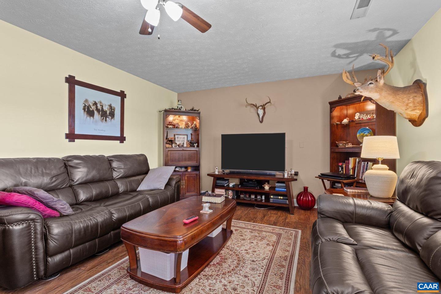 725 TRANSCO RD, SCOTTSVILLE, Virginia 24590, 5 Bedrooms Bedrooms, ,Farm,For sale,725 TRANSCO RD,665320 MLS # 665320