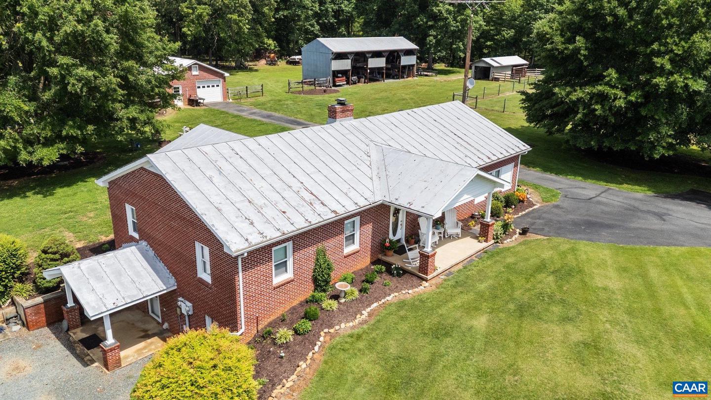 725 TRANSCO RD, SCOTTSVILLE, Virginia 24590, 5 Bedrooms Bedrooms, ,Farm,For sale,725 TRANSCO RD,665320 MLS # 665320