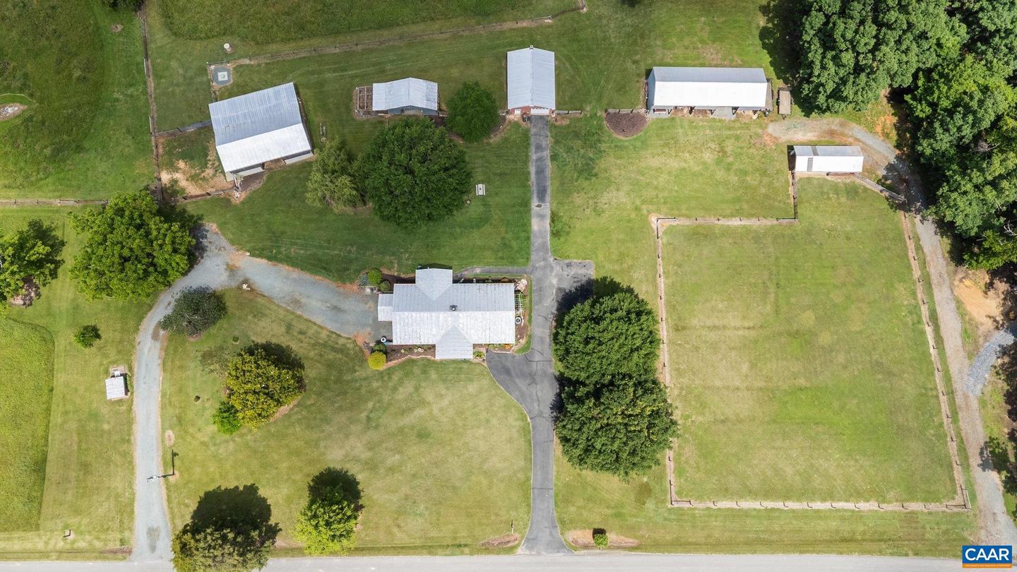 725 TRANSCO RD, SCOTTSVILLE, Virginia 24590, 5 Bedrooms Bedrooms, ,Farm,For sale,725 TRANSCO RD,665320 MLS # 665320