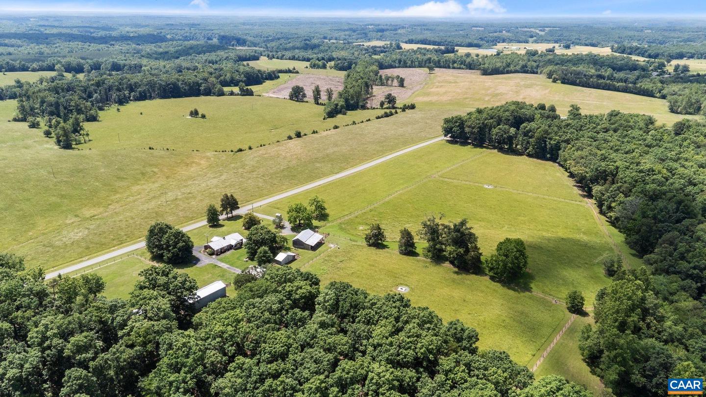 725 TRANSCO RD, SCOTTSVILLE, Virginia 24590, 5 Bedrooms Bedrooms, ,Farm,For sale,725 TRANSCO RD,665320 MLS # 665320