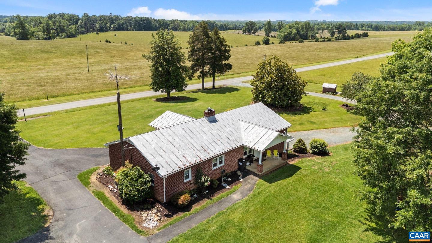 725 TRANSCO RD, SCOTTSVILLE, Virginia 24590, 5 Bedrooms Bedrooms, ,Farm,For sale,725 TRANSCO RD,665320 MLS # 665320