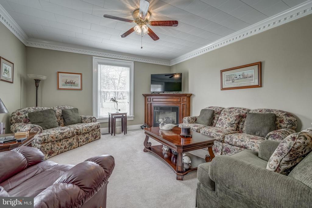 202 CUTLER AVE, LOUISA, Virginia 23093, 7 Bedrooms Bedrooms, ,4 BathroomsBathrooms,Residential,202 CUTLER AVE,VALA2007420 MLS # VALA2007420