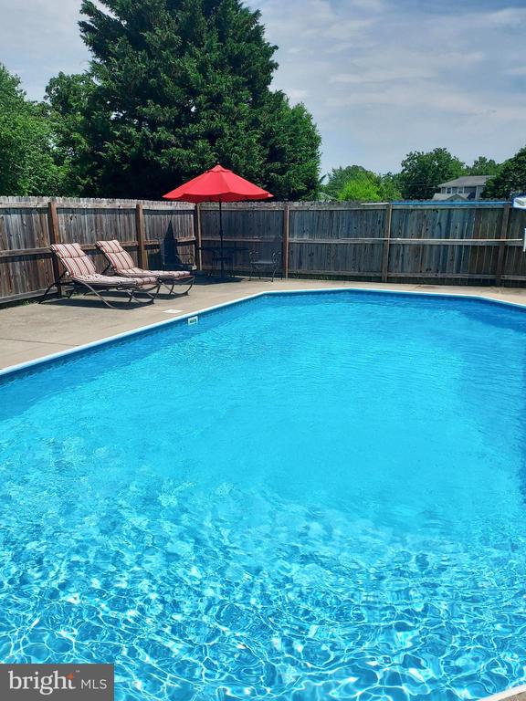 202 CUTLER AVE, LOUISA, Virginia 23093, 7 Bedrooms Bedrooms, ,4 BathroomsBathrooms,Residential,202 CUTLER AVE,VALA2007420 MLS # VALA2007420
