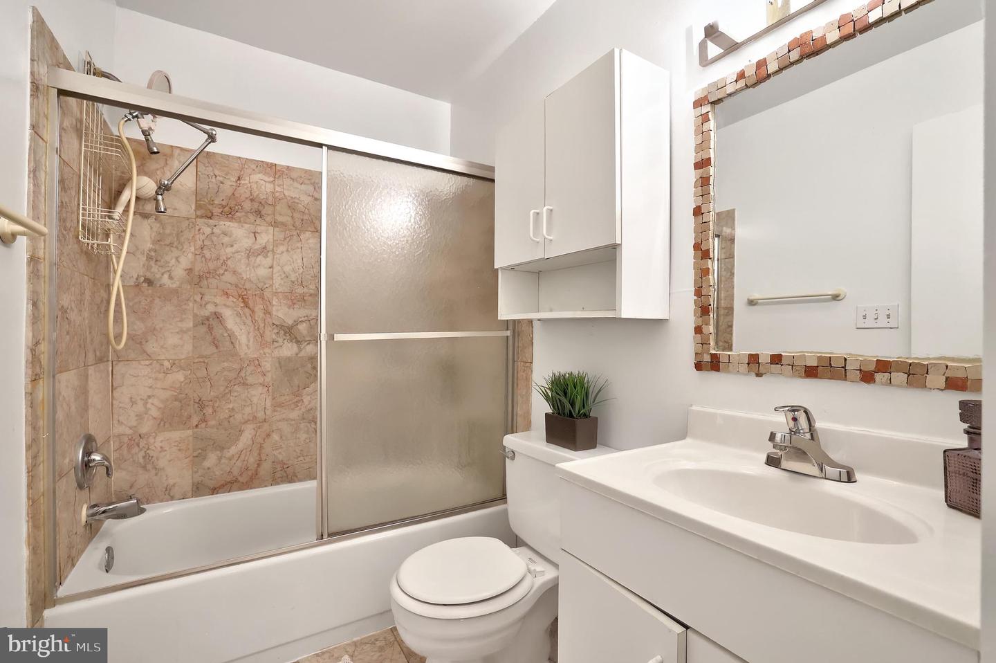 1844 COLUMBIA RD NW #302, WASHINGTON, District Of Columbia 20009, ,1 BathroomBathrooms,Residential,For sale,1844 COLUMBIA RD NW #302,DCDC2172146 MLS # DCDC2172146