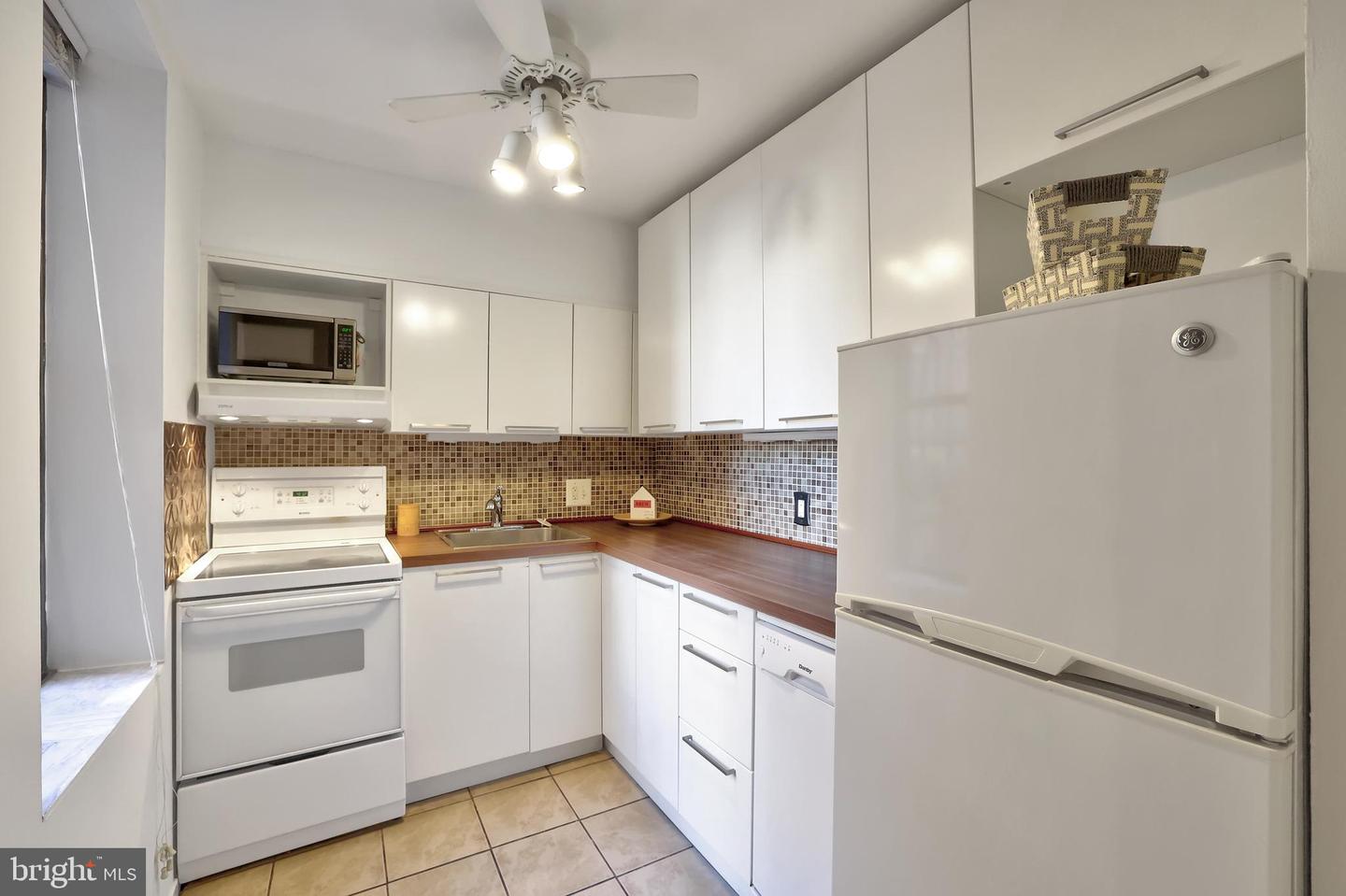 1844 COLUMBIA RD NW #302, WASHINGTON, District Of Columbia 20009, ,1 BathroomBathrooms,Residential,For sale,1844 COLUMBIA RD NW #302,DCDC2172146 MLS # DCDC2172146