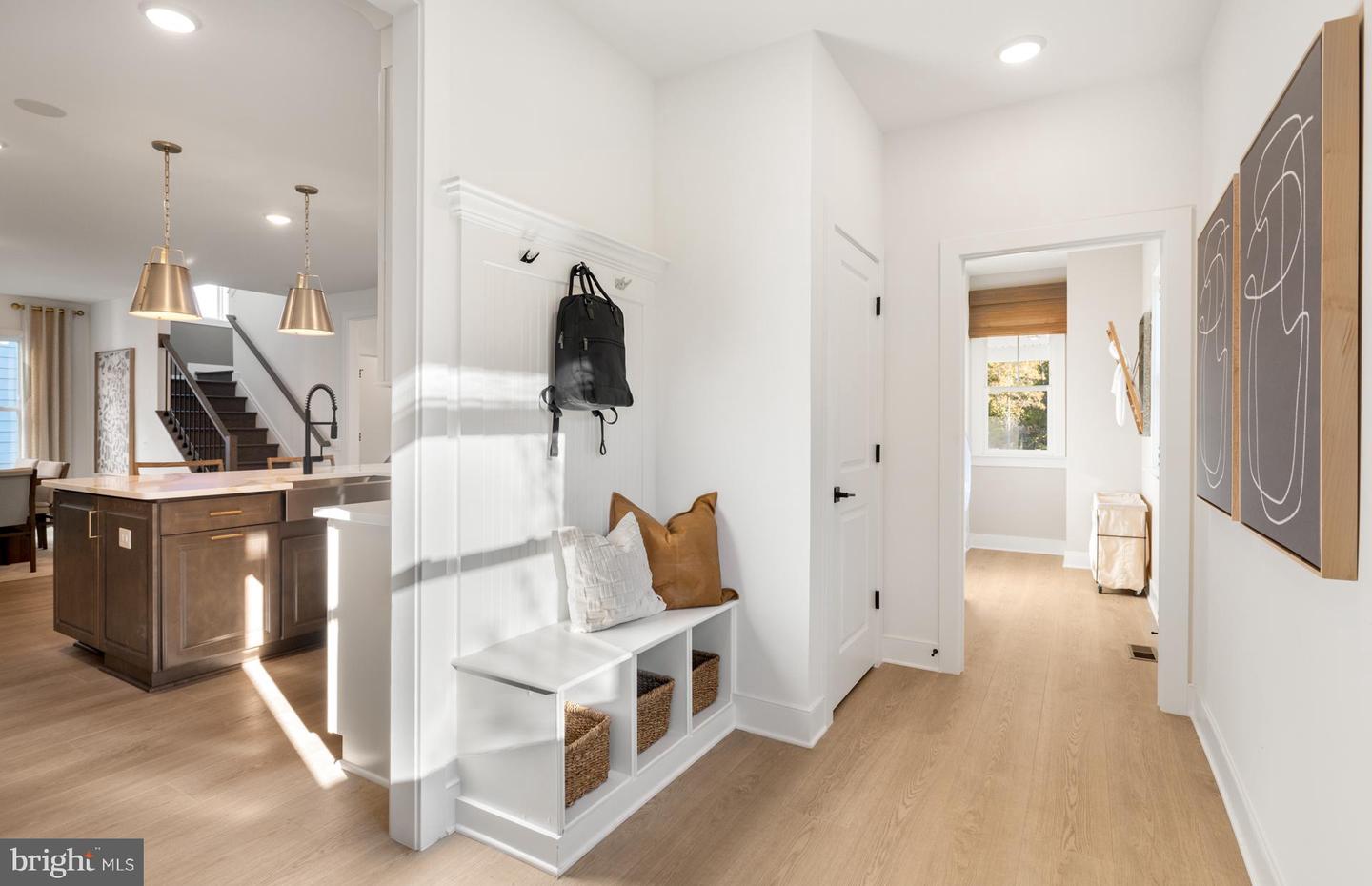 43049 FRIDAYS RUN LN, LEESBURG, Virginia 20176, 5 Bedrooms Bedrooms, ,5 BathroomsBathrooms,Residential,For sale,43049 FRIDAYS RUN LN,VALO2087010 MLS # VALO2087010