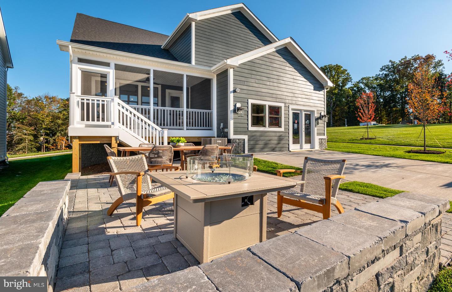43049 FRIDAYS RUN LN, LEESBURG, Virginia 20176, 5 Bedrooms Bedrooms, ,5 BathroomsBathrooms,Residential,For sale,43049 FRIDAYS RUN LN,VALO2087010 MLS # VALO2087010