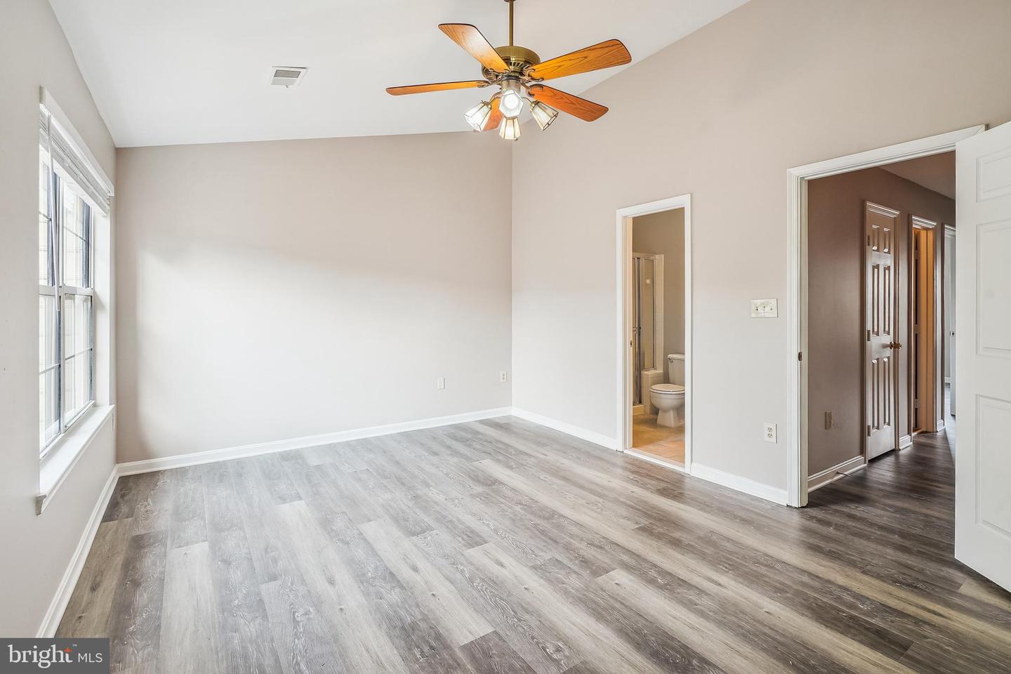 15062 ARDMORE LOOP, WOODBRIDGE, Virginia 22193, 3 Bedrooms Bedrooms, ,3 BathroomsBathrooms,Residential,For sale,15062 ARDMORE LOOP,VAPW2087830 MLS # VAPW2087830
