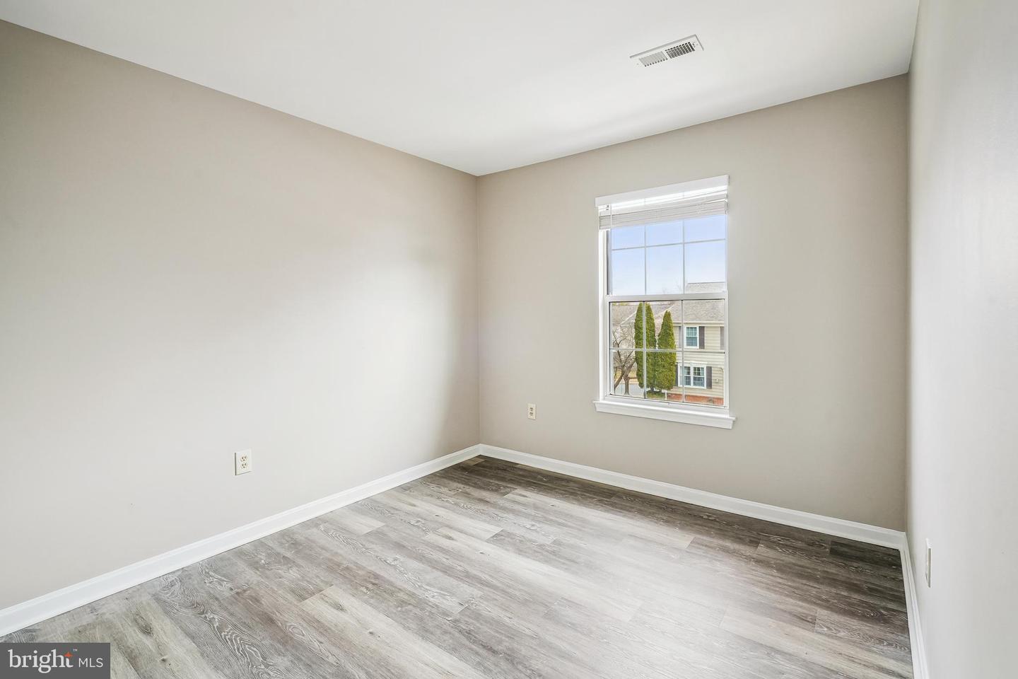 15062 ARDMORE LOOP, WOODBRIDGE, Virginia 22193, 3 Bedrooms Bedrooms, ,3 BathroomsBathrooms,Residential,For sale,15062 ARDMORE LOOP,VAPW2087830 MLS # VAPW2087830
