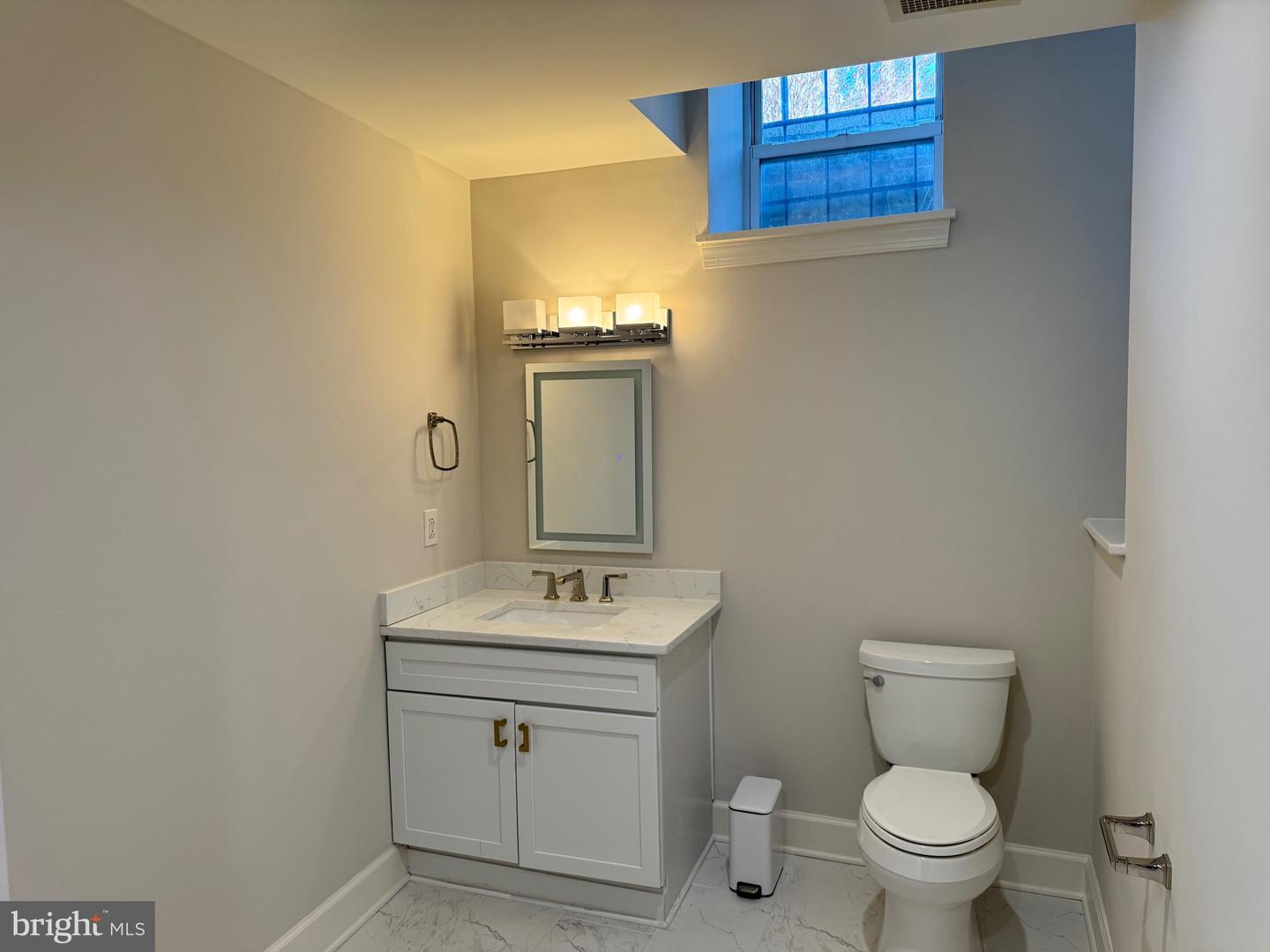 413 STUART CIR #PLA, RICHMOND, Virginia 23220, 2 Bedrooms Bedrooms, 4 Rooms Rooms,2 BathroomsBathrooms,Residential,For sale,413 STUART CIR #PLA,VARC2000612 MLS # VARC2000612