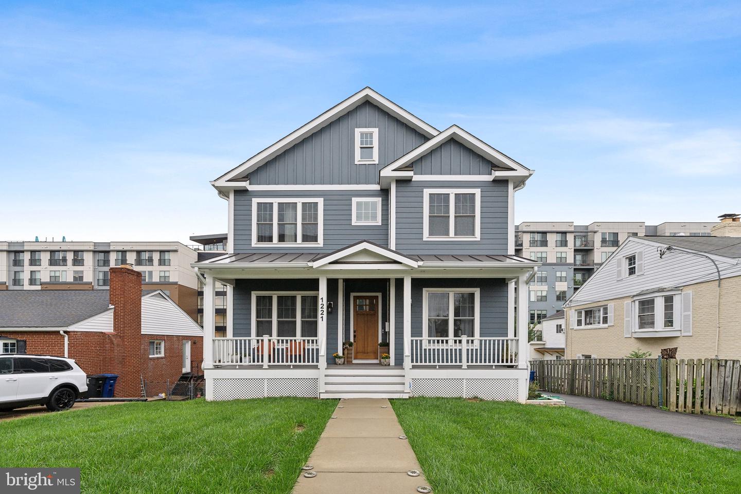 1221 S ROLFE ST, ARLINGTON, Virginia 22204, 5 Bedrooms Bedrooms, ,5 BathroomsBathrooms,Residential,For sale,1221 S ROLFE ST,VAAR2055042 MLS # VAAR2055042