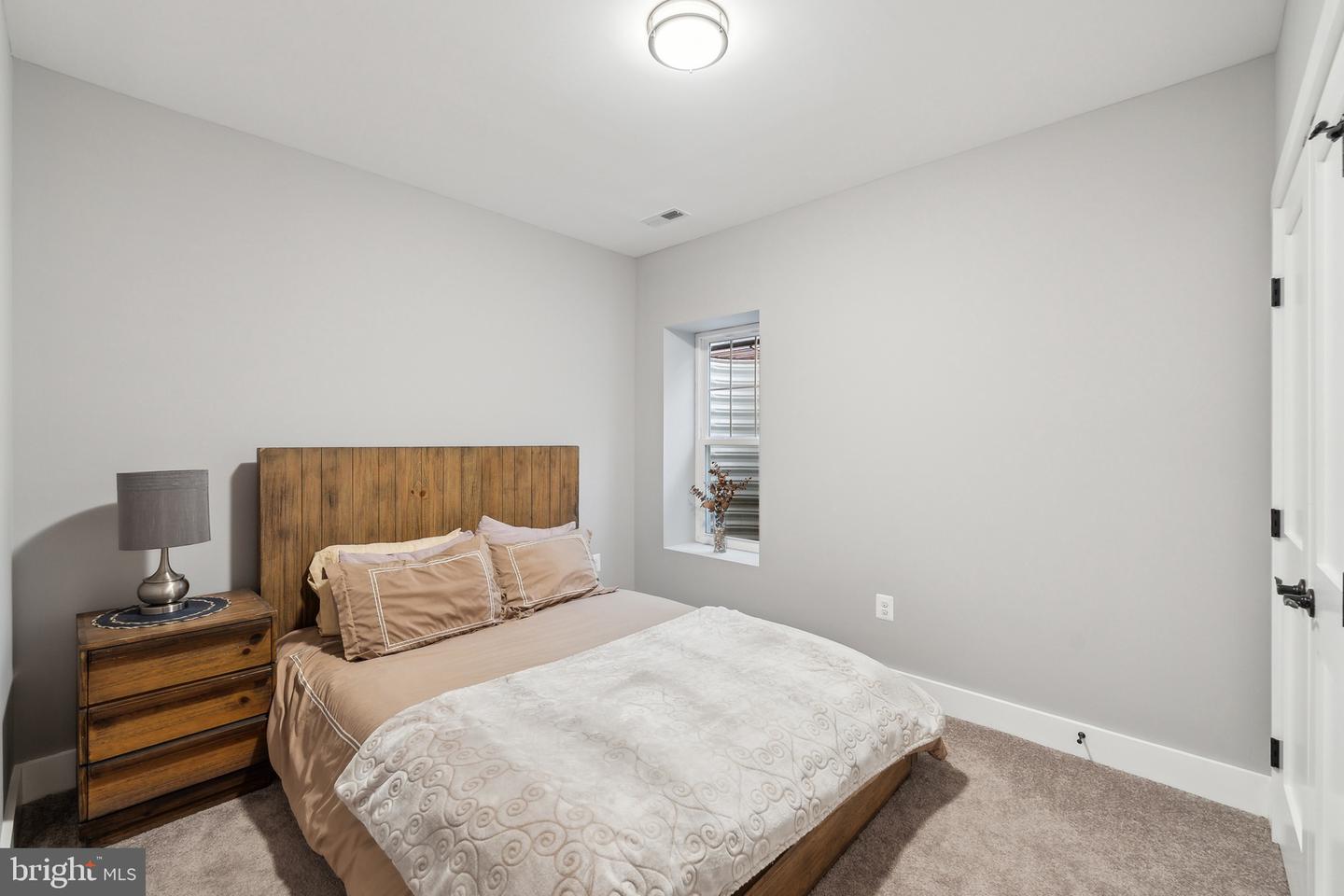 1221 S ROLFE ST, ARLINGTON, Virginia 22204, 5 Bedrooms Bedrooms, ,5 BathroomsBathrooms,Residential,For sale,1221 S ROLFE ST,VAAR2055042 MLS # VAAR2055042