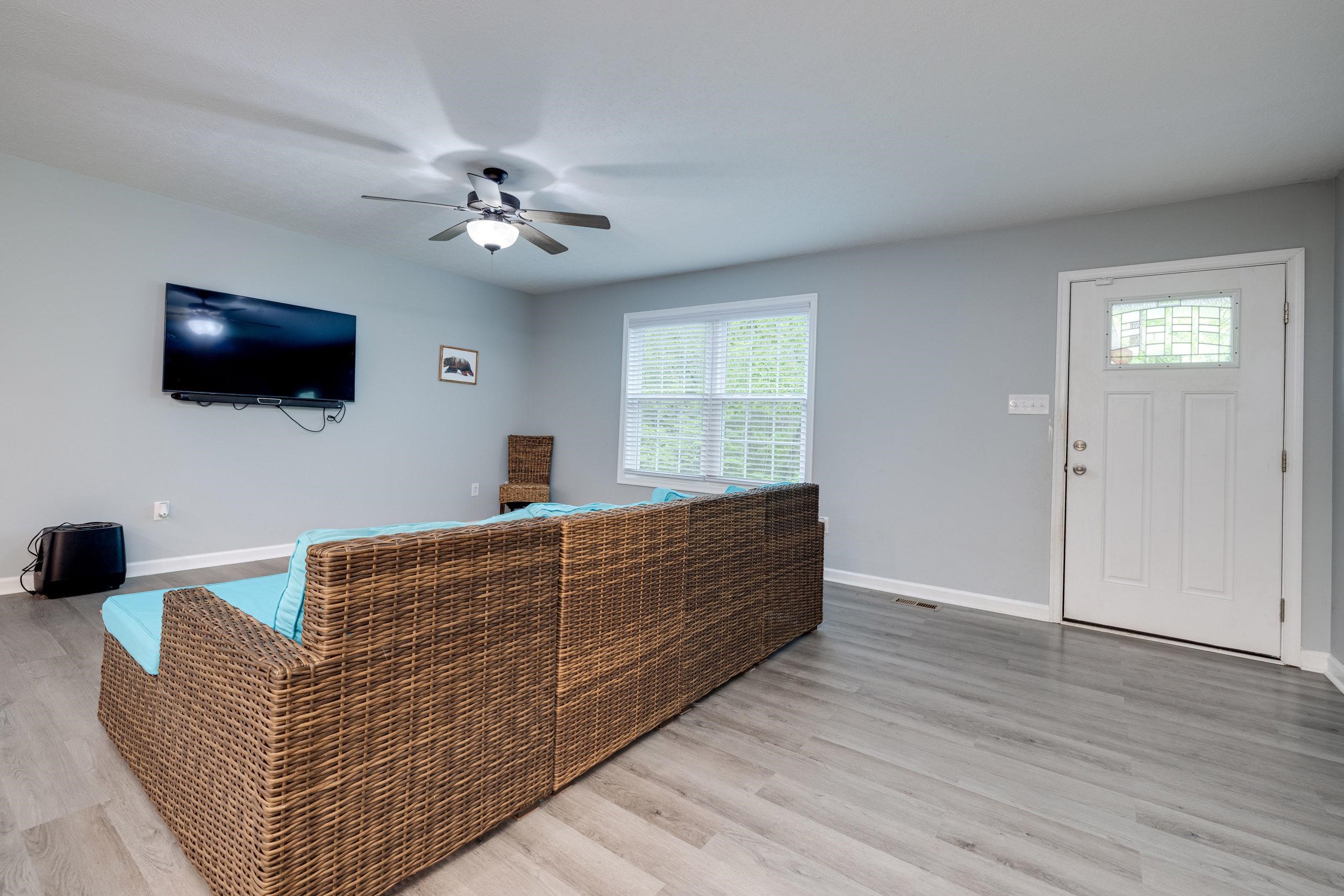 4001 MORELAND GAP RD, NEW MARKET, Virginia 22844, 3 Bedrooms Bedrooms, ,2 BathroomsBathrooms,Residential,4001 MORELAND GAP RD,664652 MLS # 664652