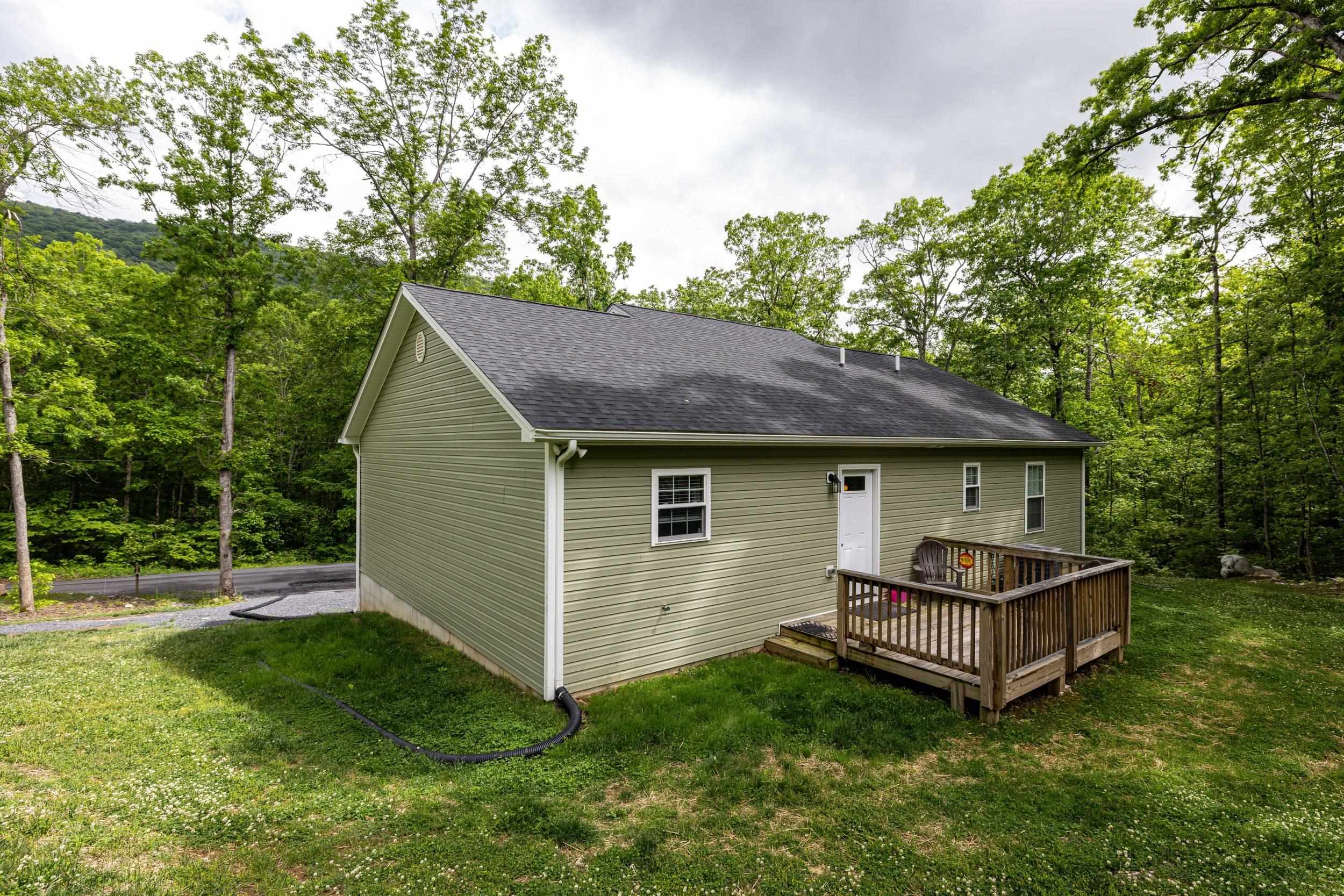 4001 MORELAND GAP RD, NEW MARKET, Virginia 22844, 3 Bedrooms Bedrooms, ,2 BathroomsBathrooms,Residential,4001 MORELAND GAP RD,664652 MLS # 664652
