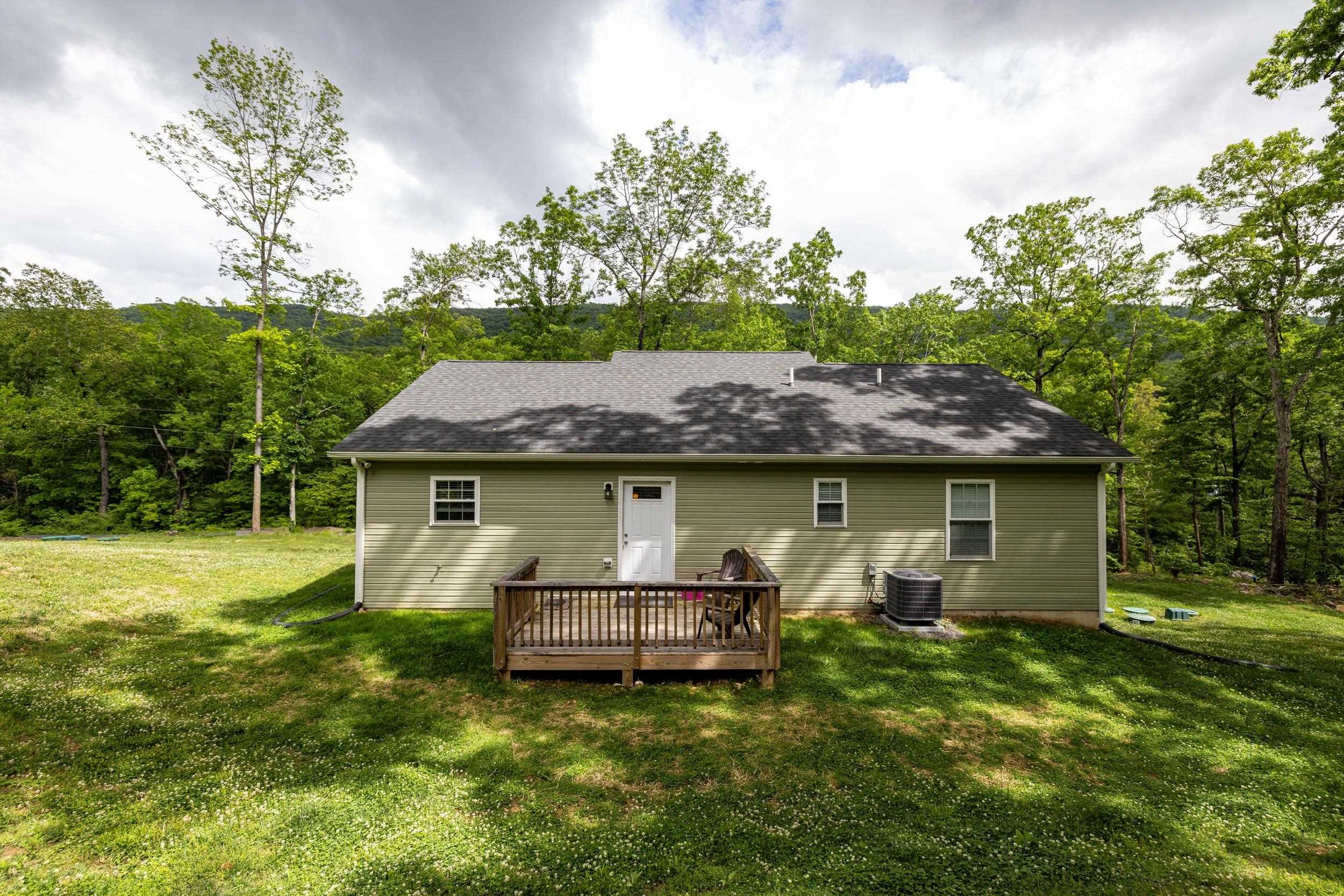 4001 MORELAND GAP RD, NEW MARKET, Virginia 22844, 3 Bedrooms Bedrooms, ,2 BathroomsBathrooms,Residential,4001 MORELAND GAP RD,664652 MLS # 664652