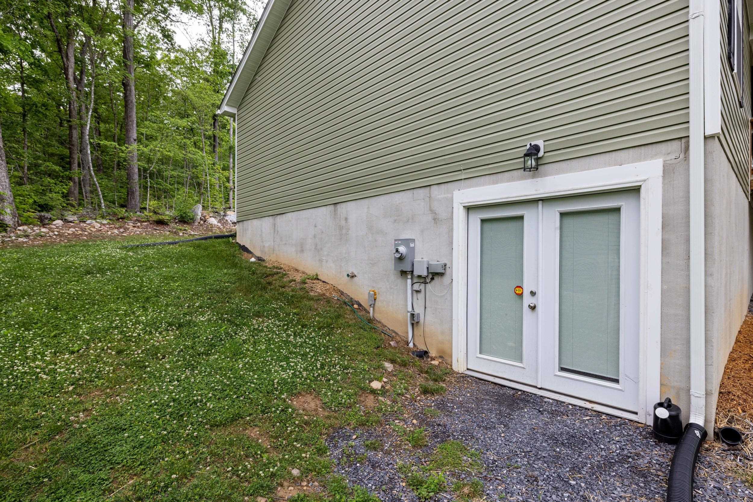 4001 MORELAND GAP RD, NEW MARKET, Virginia 22844, 3 Bedrooms Bedrooms, ,2 BathroomsBathrooms,Residential,4001 MORELAND GAP RD,664652 MLS # 664652