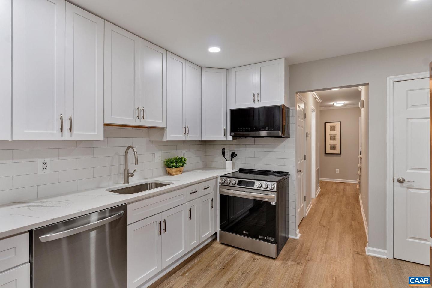 13 CHATHAM LN, PALMYRA, Virginia 22963, 4 Bedrooms Bedrooms, ,2 BathroomsBathrooms,Residential,For sale,13 CHATHAM LN,662771 MLS # 662771