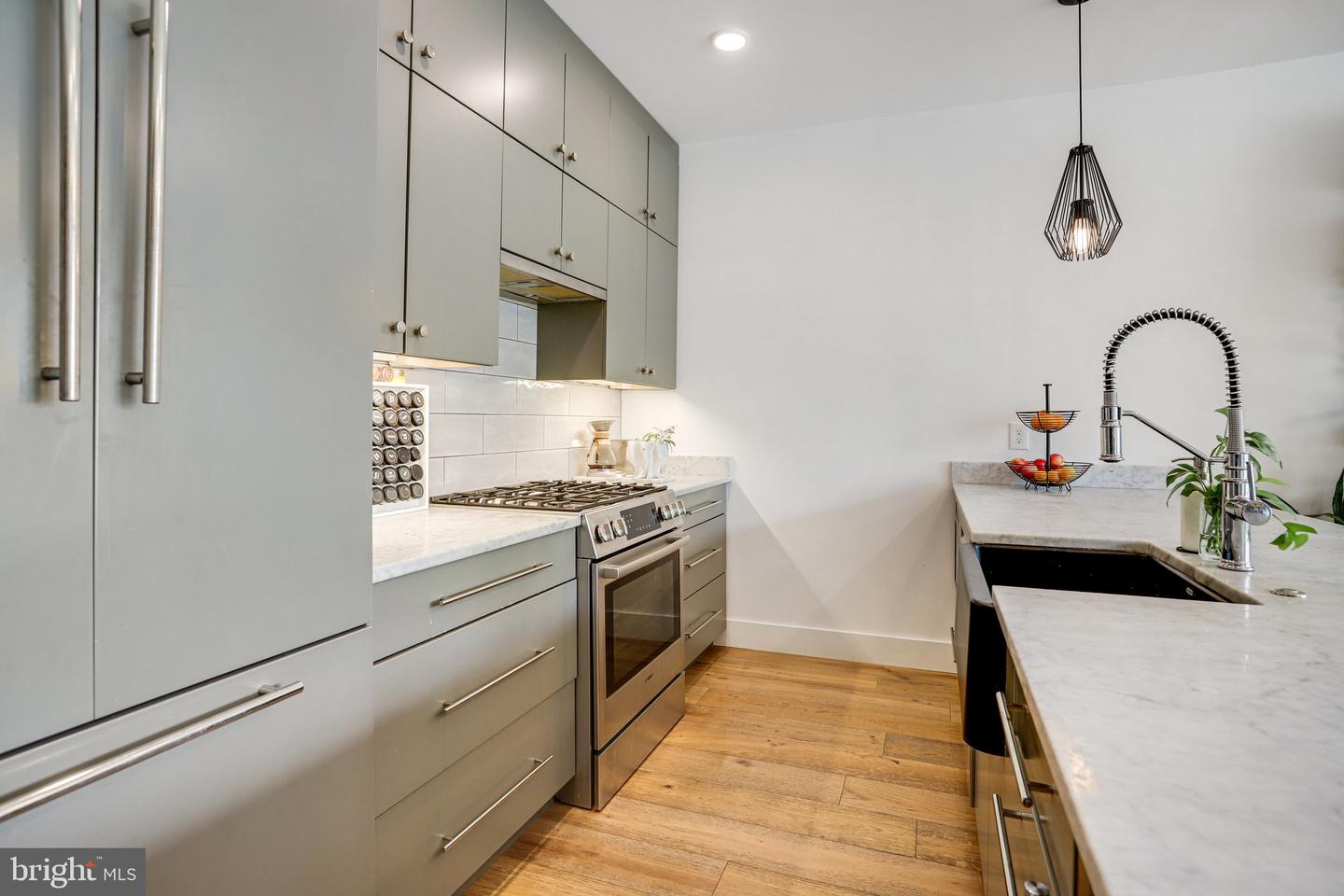 2409 37TH ST NW #2, WASHINGTON, District Of Columbia 20007, 2 Bedrooms Bedrooms, ,2 BathroomsBathrooms,Residential,For sale,2409 37TH ST NW #2,DCDC2195688 MLS # DCDC2195688