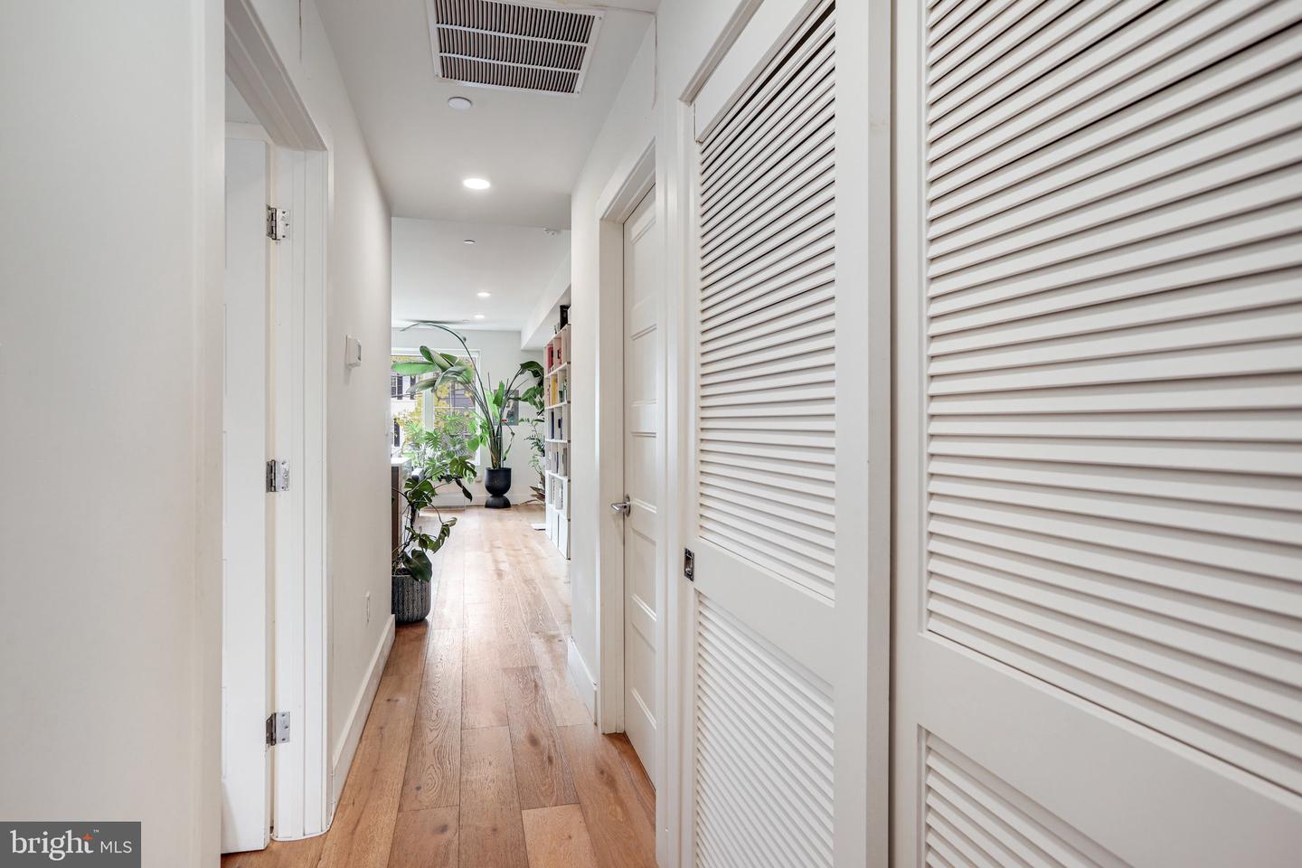 2409 37TH ST NW #2, WASHINGTON, District Of Columbia 20007, 2 Bedrooms Bedrooms, ,2 BathroomsBathrooms,Residential,For sale,2409 37TH ST NW #2,DCDC2195688 MLS # DCDC2195688