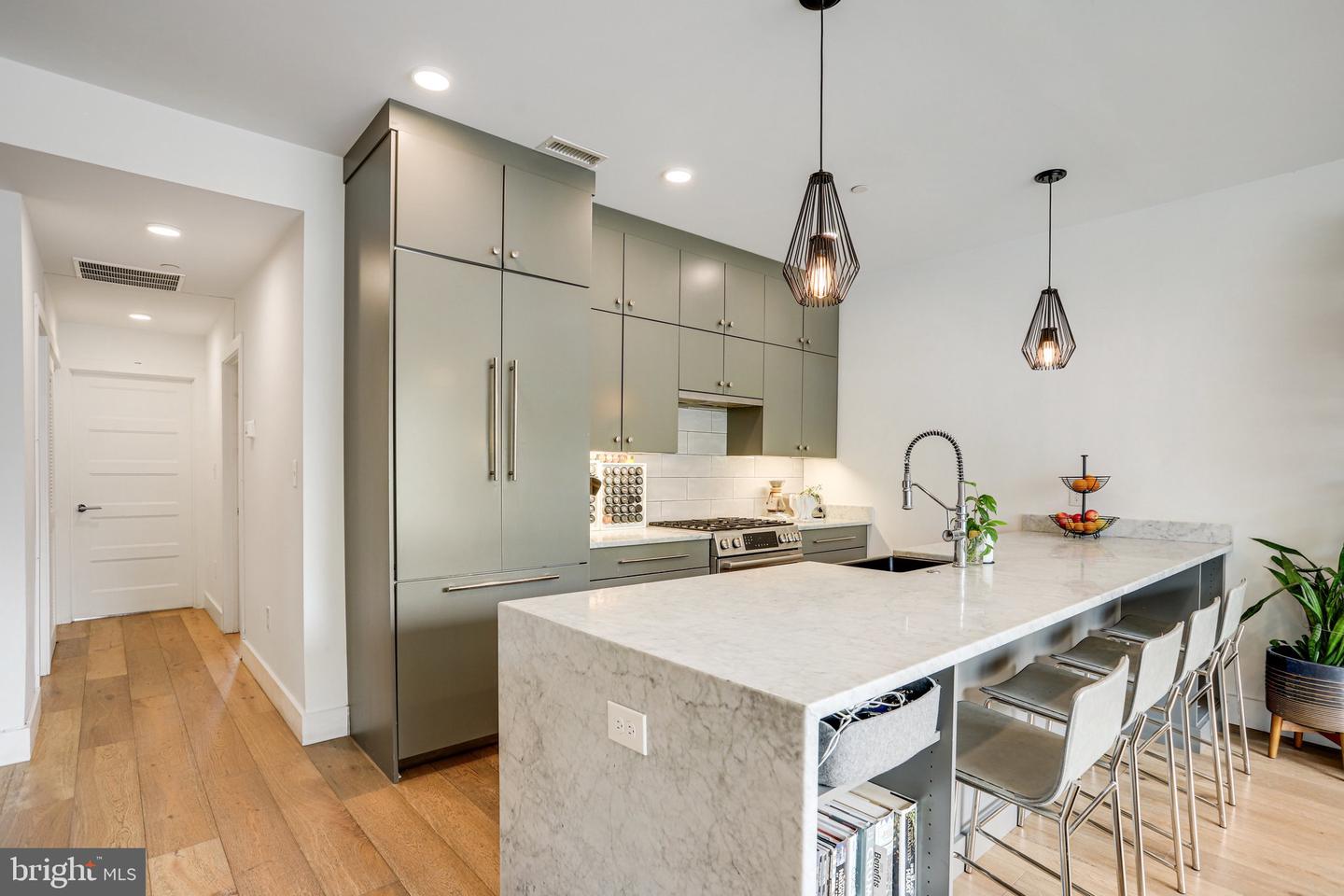 2409 37TH ST NW #2, WASHINGTON, District Of Columbia 20007, 2 Bedrooms Bedrooms, ,2 BathroomsBathrooms,Residential,For sale,2409 37TH ST NW #2,DCDC2195688 MLS # DCDC2195688