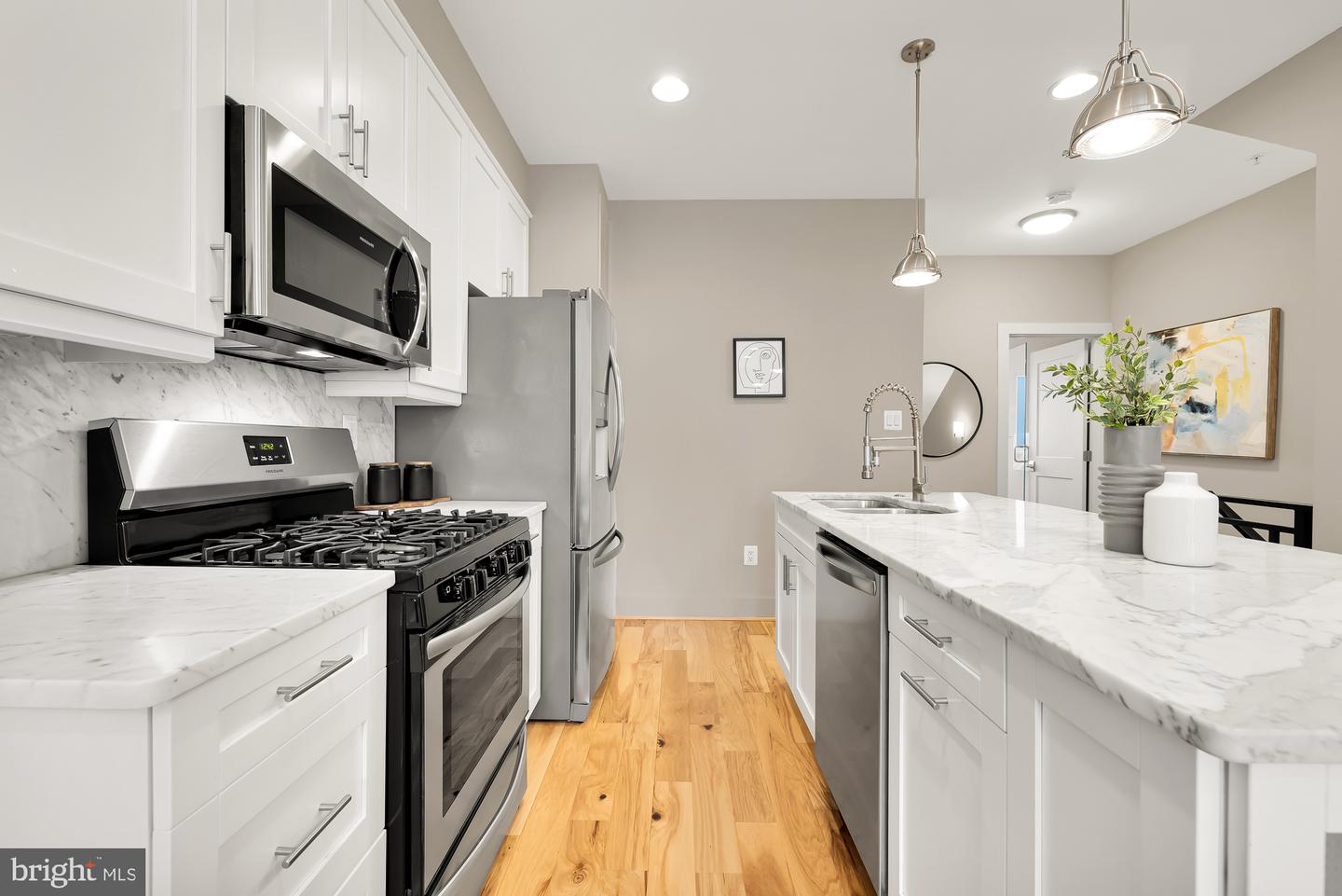 2625 SHERMAN AVE NW #A, WASHINGTON, District Of Columbia 20001, 3 Bedrooms Bedrooms, ,3 BathroomsBathrooms,Residential,For sale,2625 SHERMAN AVE NW #A,DCDC2195878 MLS # DCDC2195878