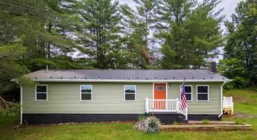 443 VALLEY PIKE RD, LEXINGTON, Virginia 24450, 3 Bedrooms Bedrooms, ,2 BathroomsBathrooms,Residential,443 VALLEY PIKE RD,665303 MLS # 665303