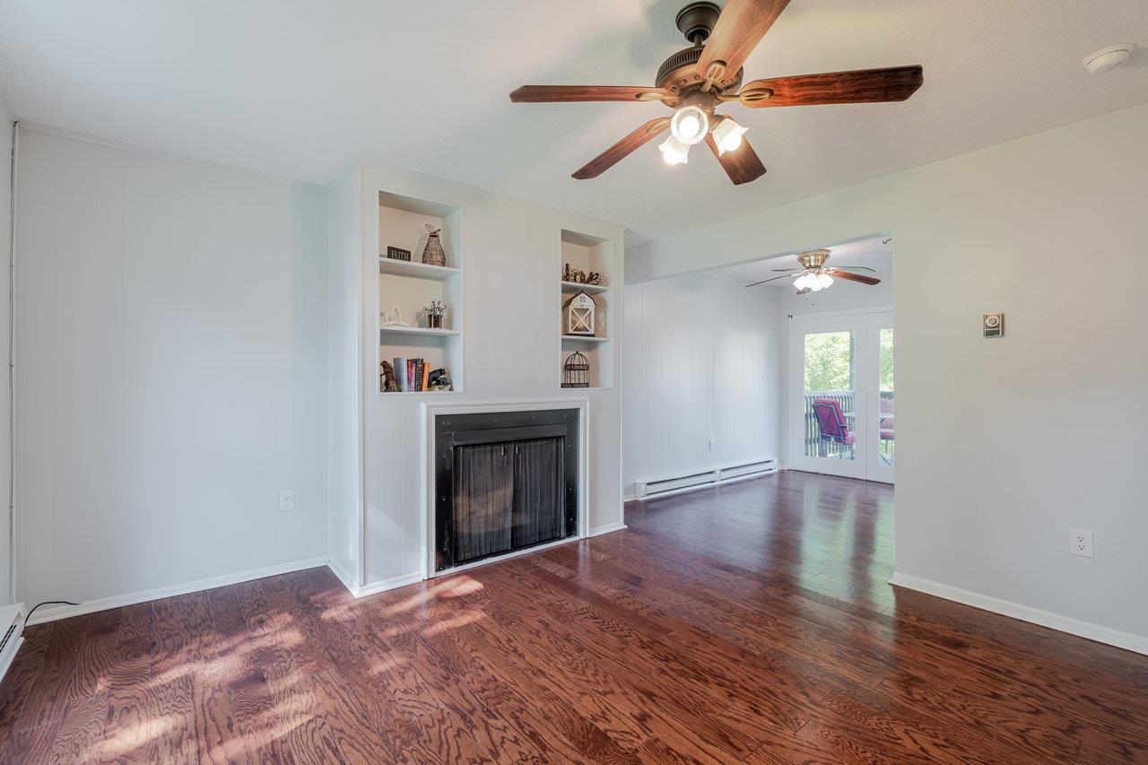 136 ATLANTIC AVE, BROADWAY, Virginia 22815, 2 Bedrooms Bedrooms, ,1 BathroomBathrooms,Residential,136 ATLANTIC AVE,665322 MLS # 665322