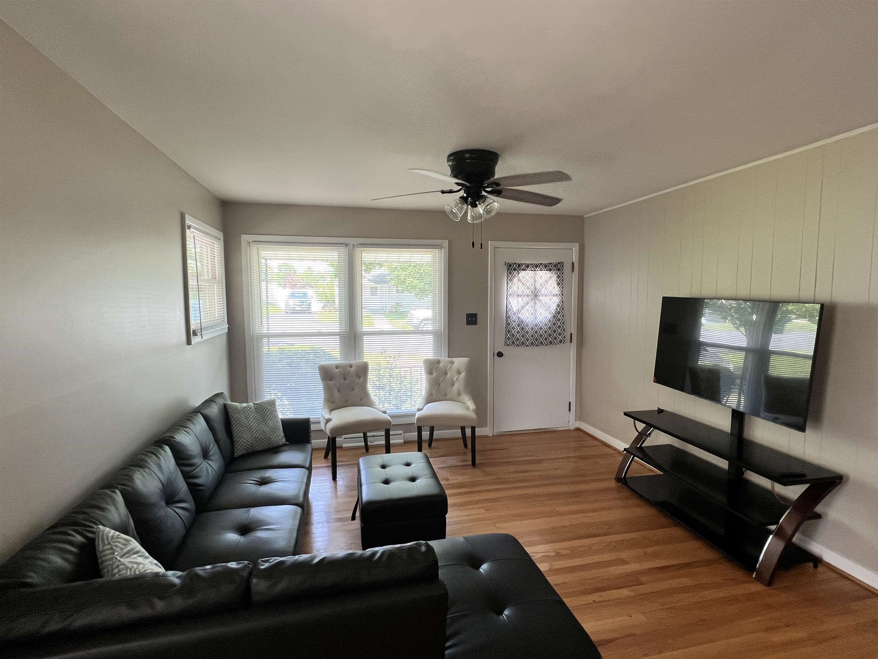 2516 S SHARLAINE DR, STAUNTON, Virginia 24401, 3 Bedrooms Bedrooms, ,2 BathroomsBathrooms,Residential,2516 S Sharlaine,2516 S SHARLAINE DR,665323 MLS # 665323
