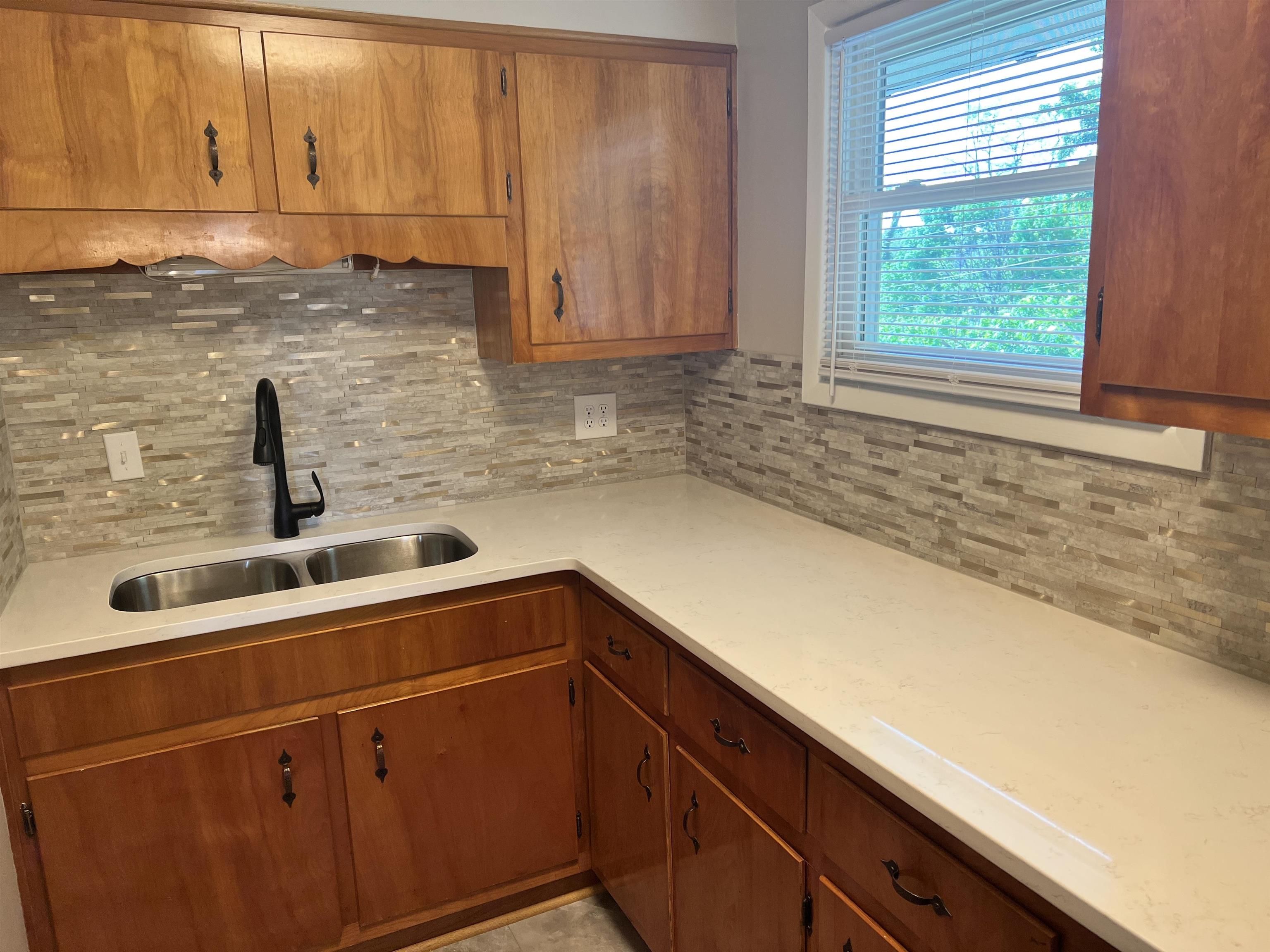 2516 S SHARLAINE DR, STAUNTON, Virginia 24401, 3 Bedrooms Bedrooms, ,2 BathroomsBathrooms,Residential,2516 S Sharlaine,2516 S SHARLAINE DR,665323 MLS # 665323