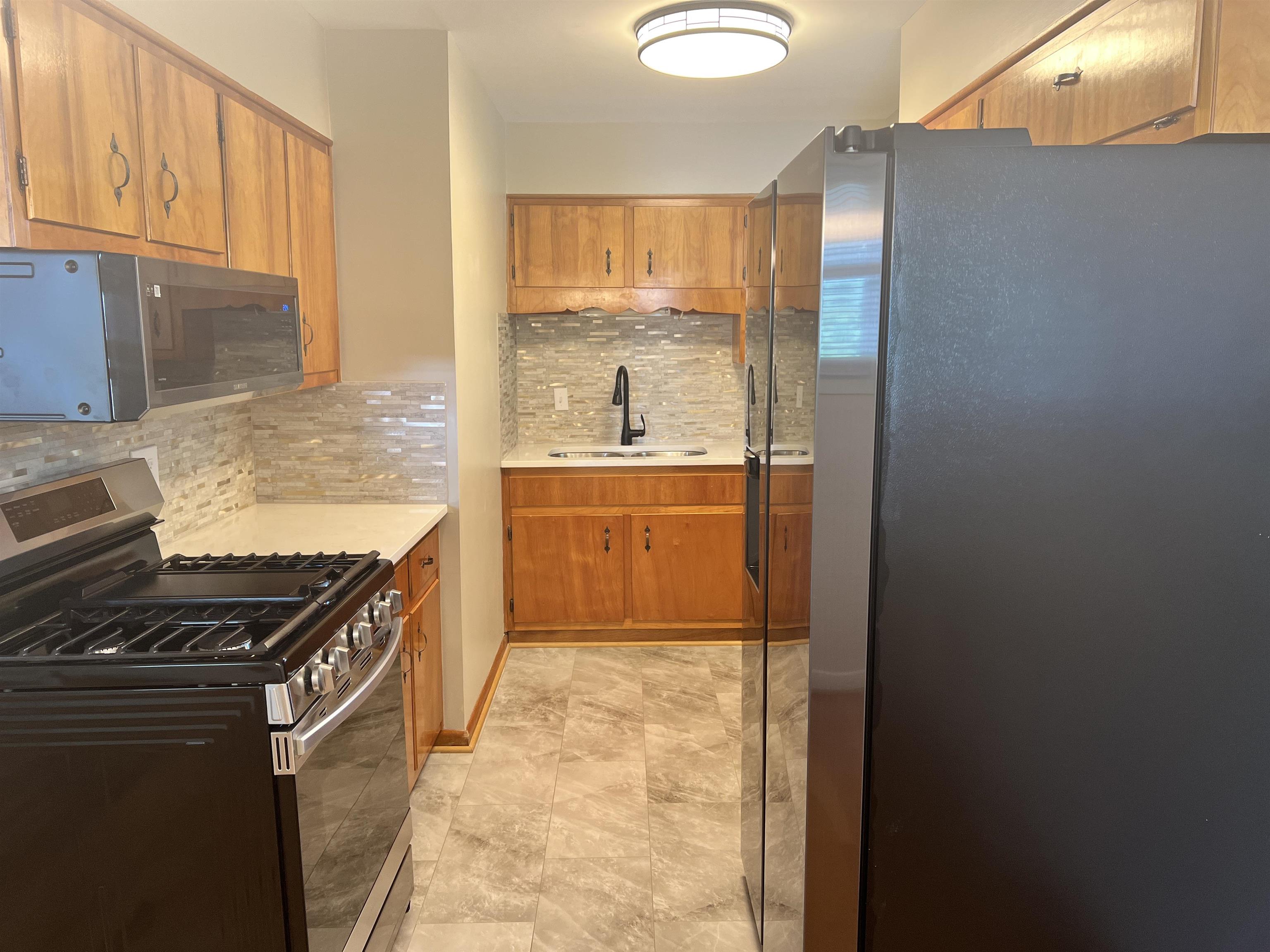 2516 S SHARLAINE DR, STAUNTON, Virginia 24401, 3 Bedrooms Bedrooms, ,2 BathroomsBathrooms,Residential,2516 S Sharlaine,2516 S SHARLAINE DR,665323 MLS # 665323
