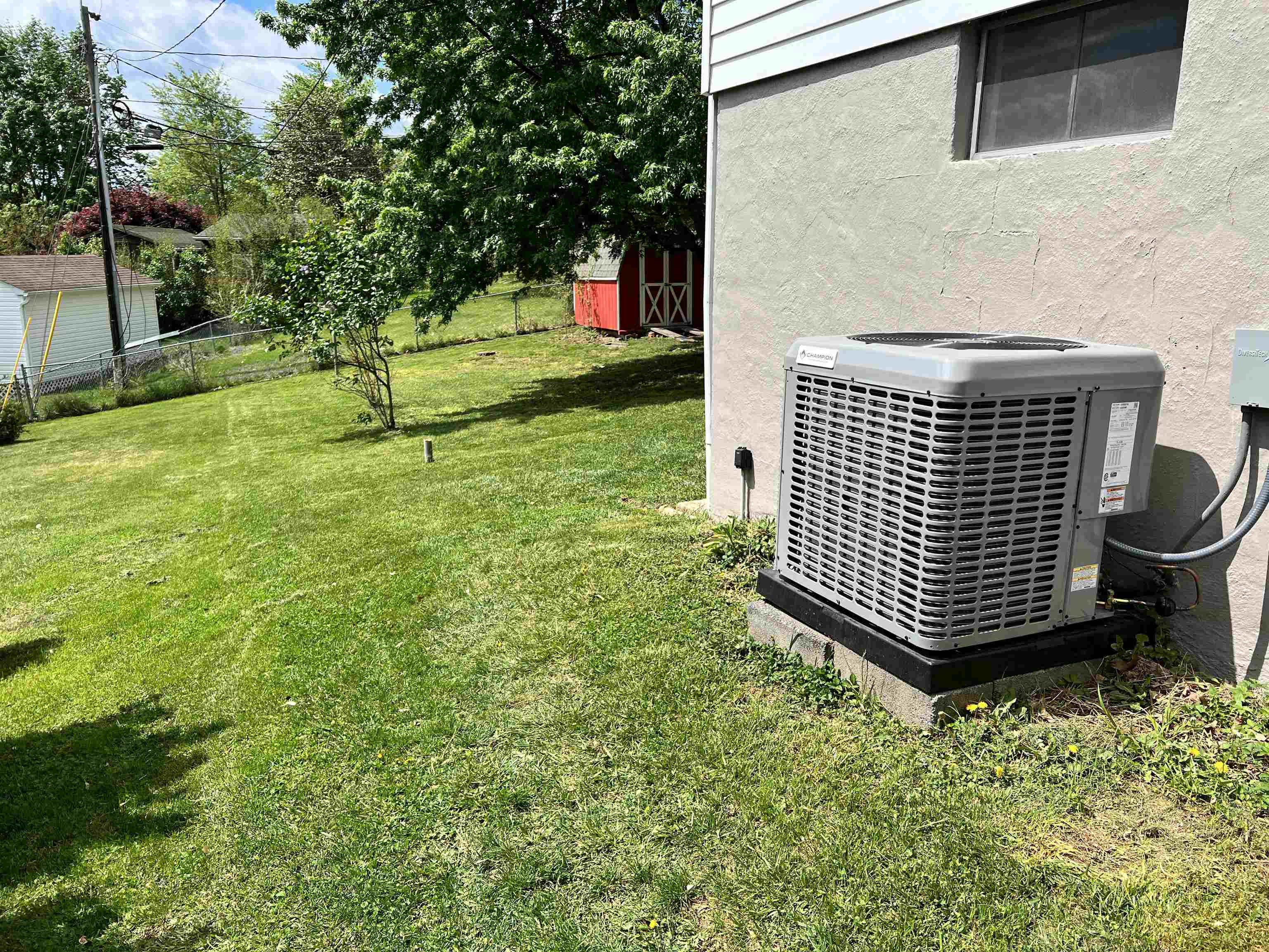 2516 S SHARLAINE DR, STAUNTON, Virginia 24401, 3 Bedrooms Bedrooms, ,2 BathroomsBathrooms,Residential,2516 S Sharlaine,2516 S SHARLAINE DR,665323 MLS # 665323