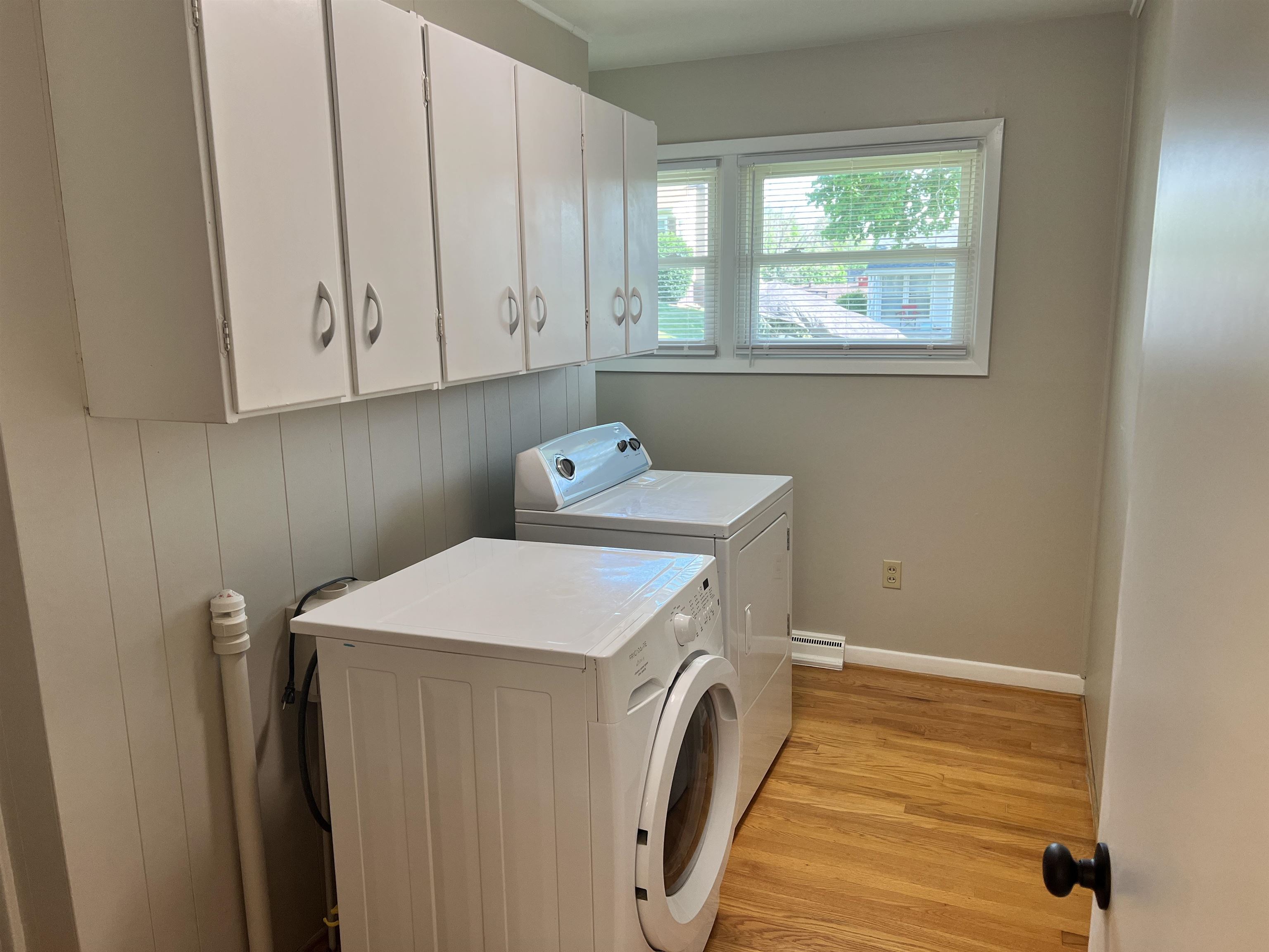 2516 S SHARLAINE DR, STAUNTON, Virginia 24401, 3 Bedrooms Bedrooms, ,2 BathroomsBathrooms,Residential,2516 S Sharlaine,2516 S SHARLAINE DR,665323 MLS # 665323