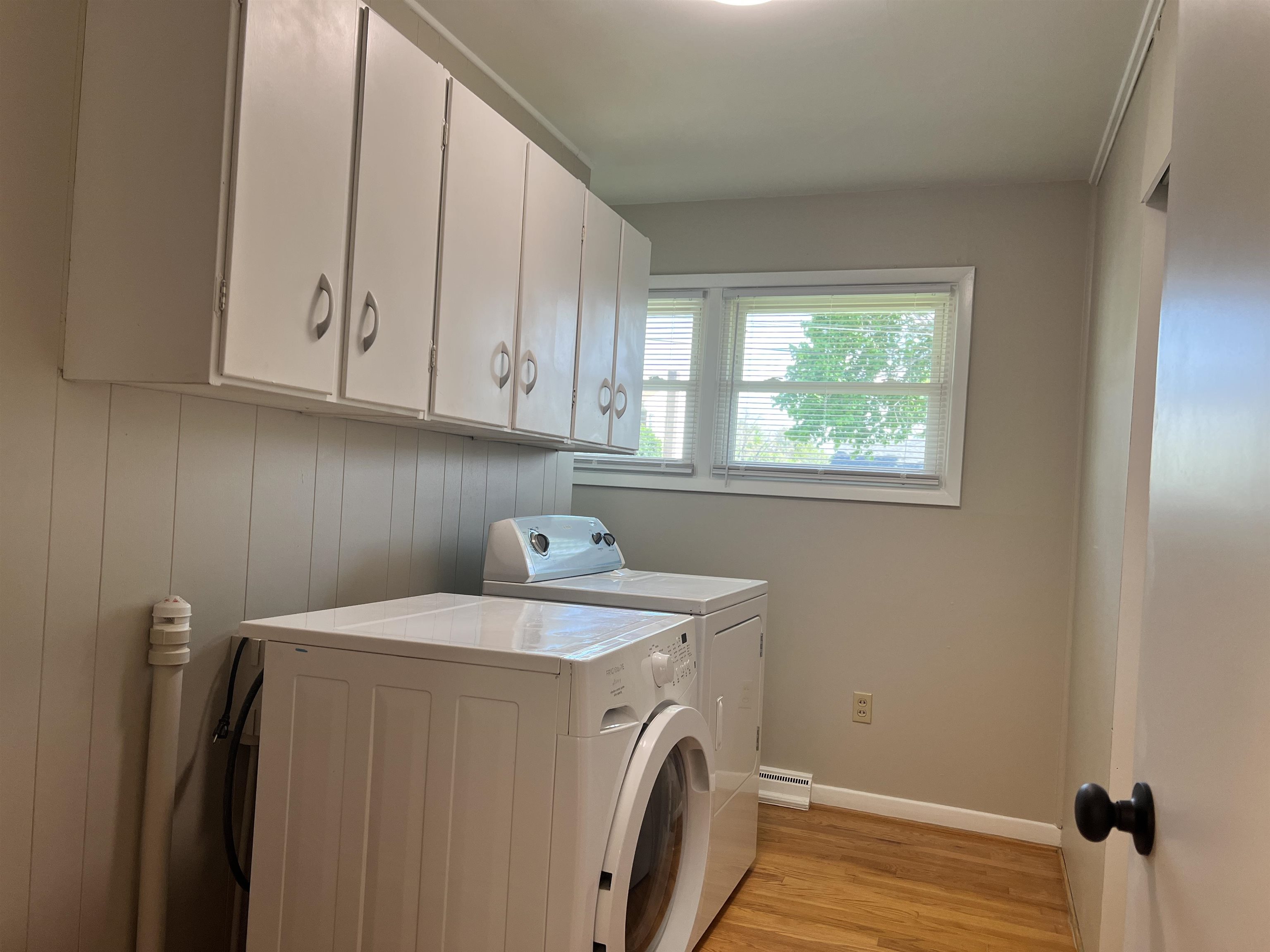 2516 S SHARLAINE DR, STAUNTON, Virginia 24401, 3 Bedrooms Bedrooms, ,2 BathroomsBathrooms,Residential,2516 S Sharlaine,2516 S SHARLAINE DR,665323 MLS # 665323
