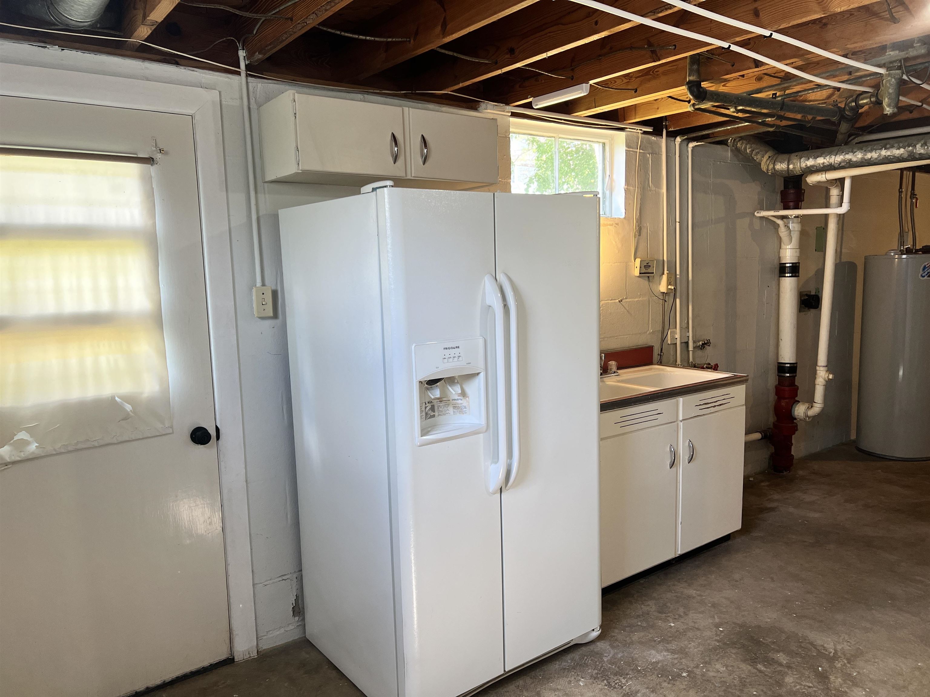 2516 S SHARLAINE DR, STAUNTON, Virginia 24401, 3 Bedrooms Bedrooms, ,2 BathroomsBathrooms,Residential,2516 S Sharlaine,2516 S SHARLAINE DR,665323 MLS # 665323