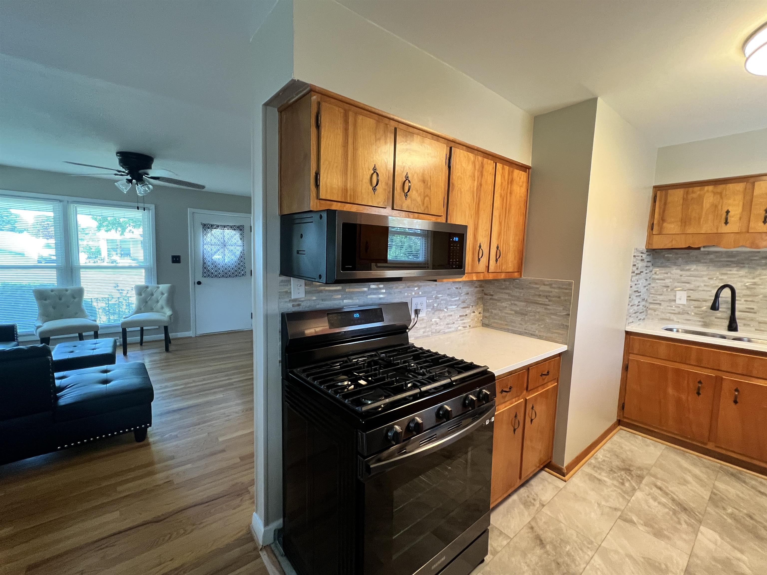 2516 S SHARLAINE DR, STAUNTON, Virginia 24401, 3 Bedrooms Bedrooms, ,2 BathroomsBathrooms,Residential,2516 S Sharlaine,2516 S SHARLAINE DR,665323 MLS # 665323
