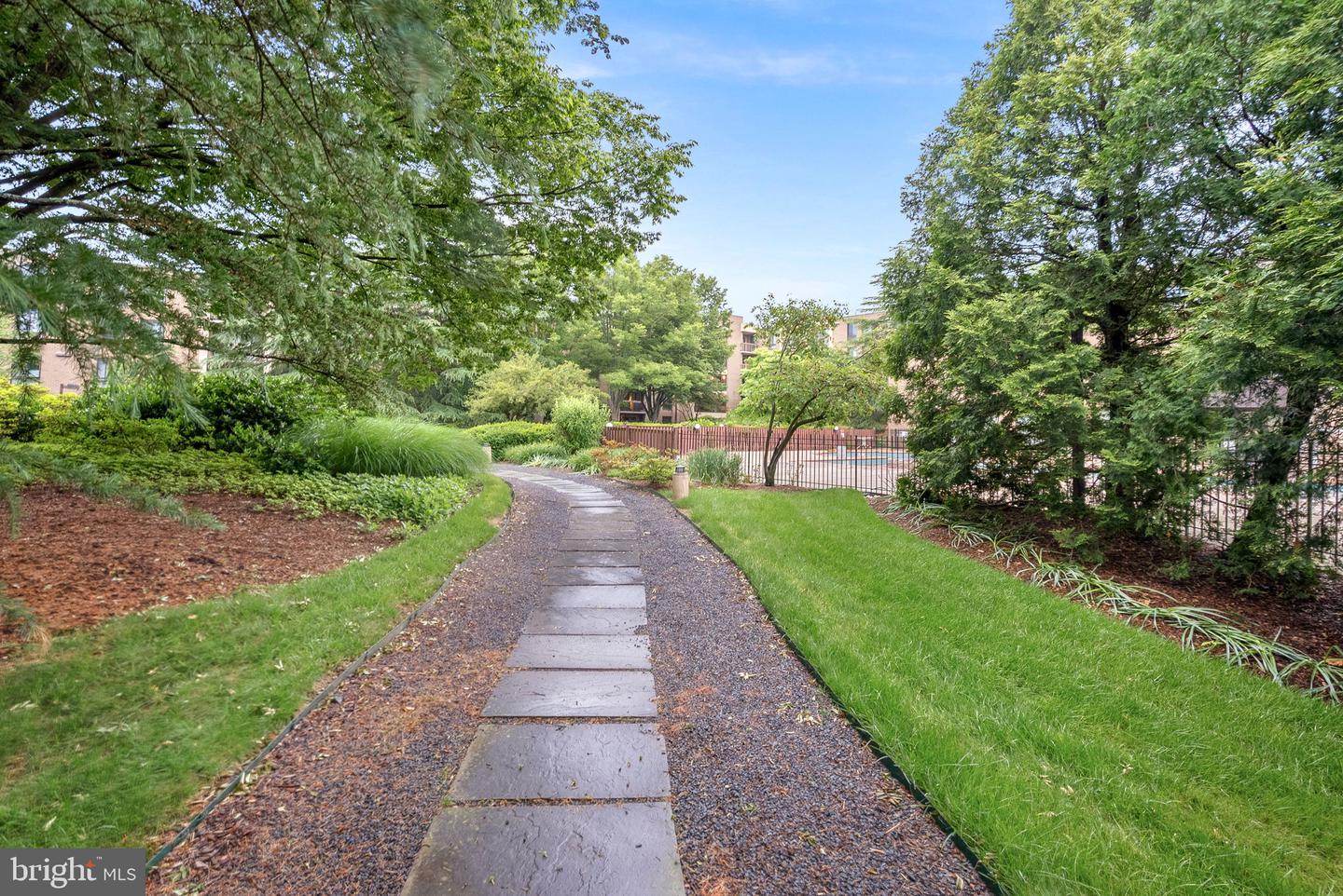 803 N HOWARD ST #435, ALEXANDRIA, Virginia 22304, 2 Bedrooms Bedrooms, ,2 BathroomsBathrooms,Residential,For sale,803 N HOWARD ST #435,VAAX2044388 MLS # VAAX2044388