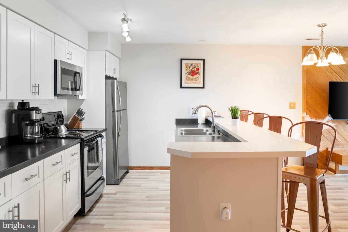 1545 CLIFFS, ROSELAND, Virginia 22967, 1 Bedroom Bedrooms, ,2 BathroomsBathrooms,Residential,For sale,1545 CLIFFS,VANL2000540 MLS # VANL2000540