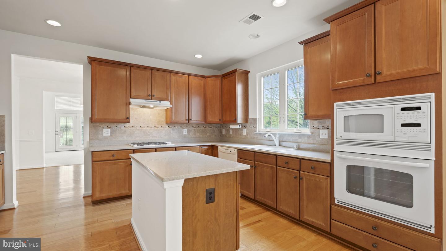 4049 HISTORIC VIRGINIA CT, DUMFRIES, Virginia 22025, 3 Bedrooms Bedrooms, ,3 BathroomsBathrooms,Residential,For sale,4049 HISTORIC VIRGINIA CT,VAPW2093314 MLS # VAPW2093314
