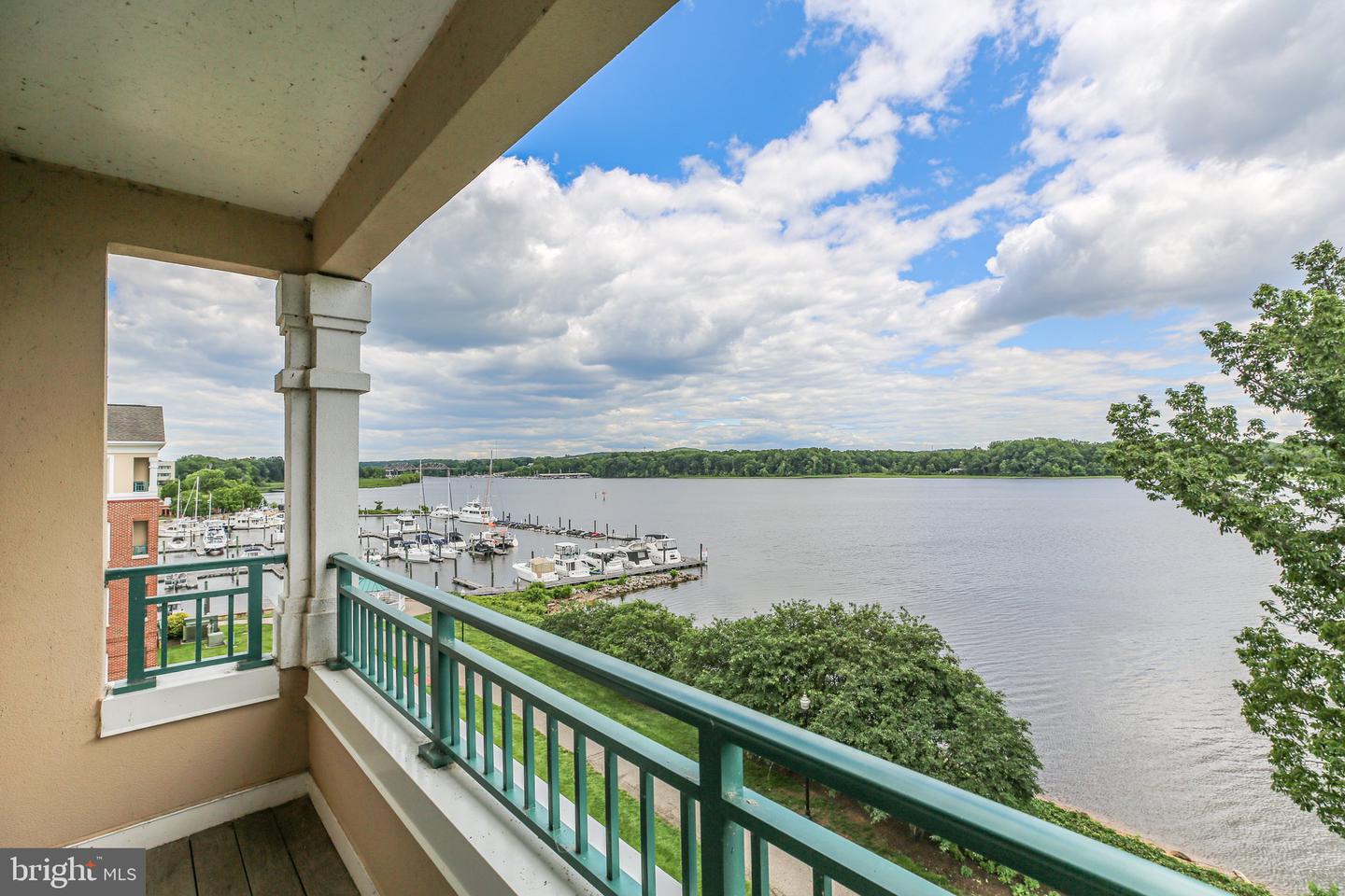 500 BELMONT BAY DR #415, WOODBRIDGE, Virginia 22191, 2 Bedrooms Bedrooms, ,2 BathroomsBathrooms,Residential,For sale,500 BELMONT BAY DR #415,VAPW2094050 MLS # VAPW2094050