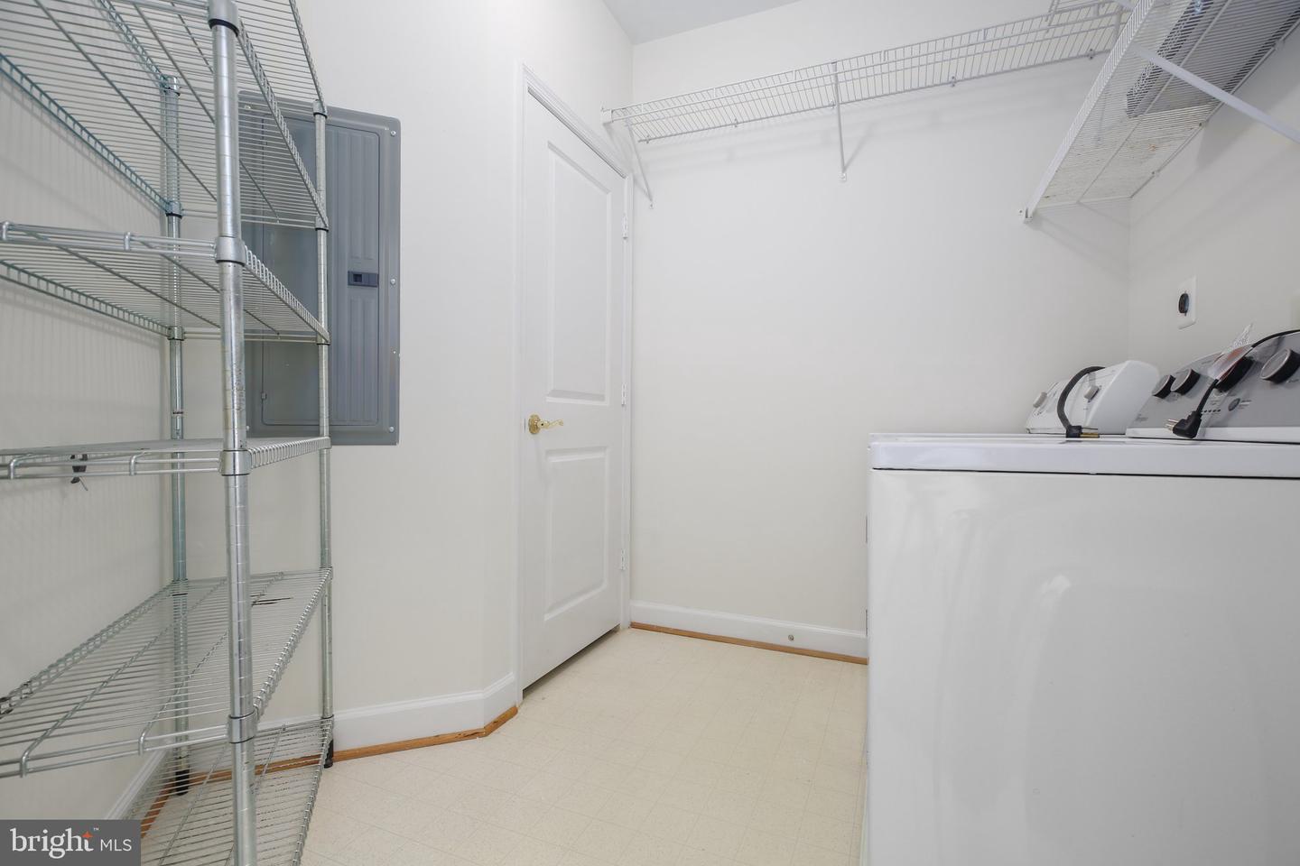 500 BELMONT BAY DR #415, WOODBRIDGE, Virginia 22191, 2 Bedrooms Bedrooms, ,2 BathroomsBathrooms,Residential,For sale,500 BELMONT BAY DR #415,VAPW2094050 MLS # VAPW2094050