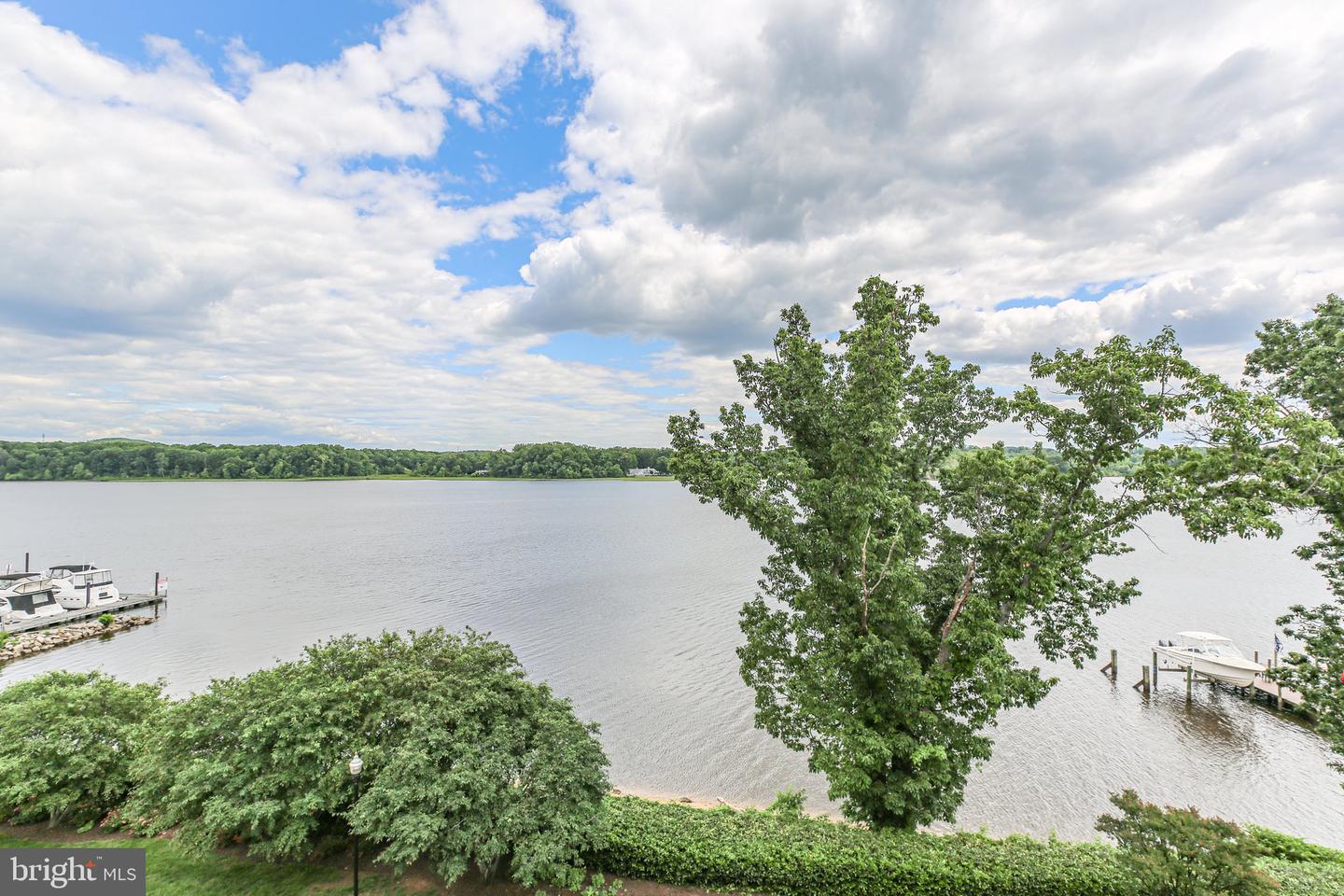 500 BELMONT BAY DR #415, WOODBRIDGE, Virginia 22191, 2 Bedrooms Bedrooms, ,2 BathroomsBathrooms,Residential,For sale,500 BELMONT BAY DR #415,VAPW2094050 MLS # VAPW2094050
