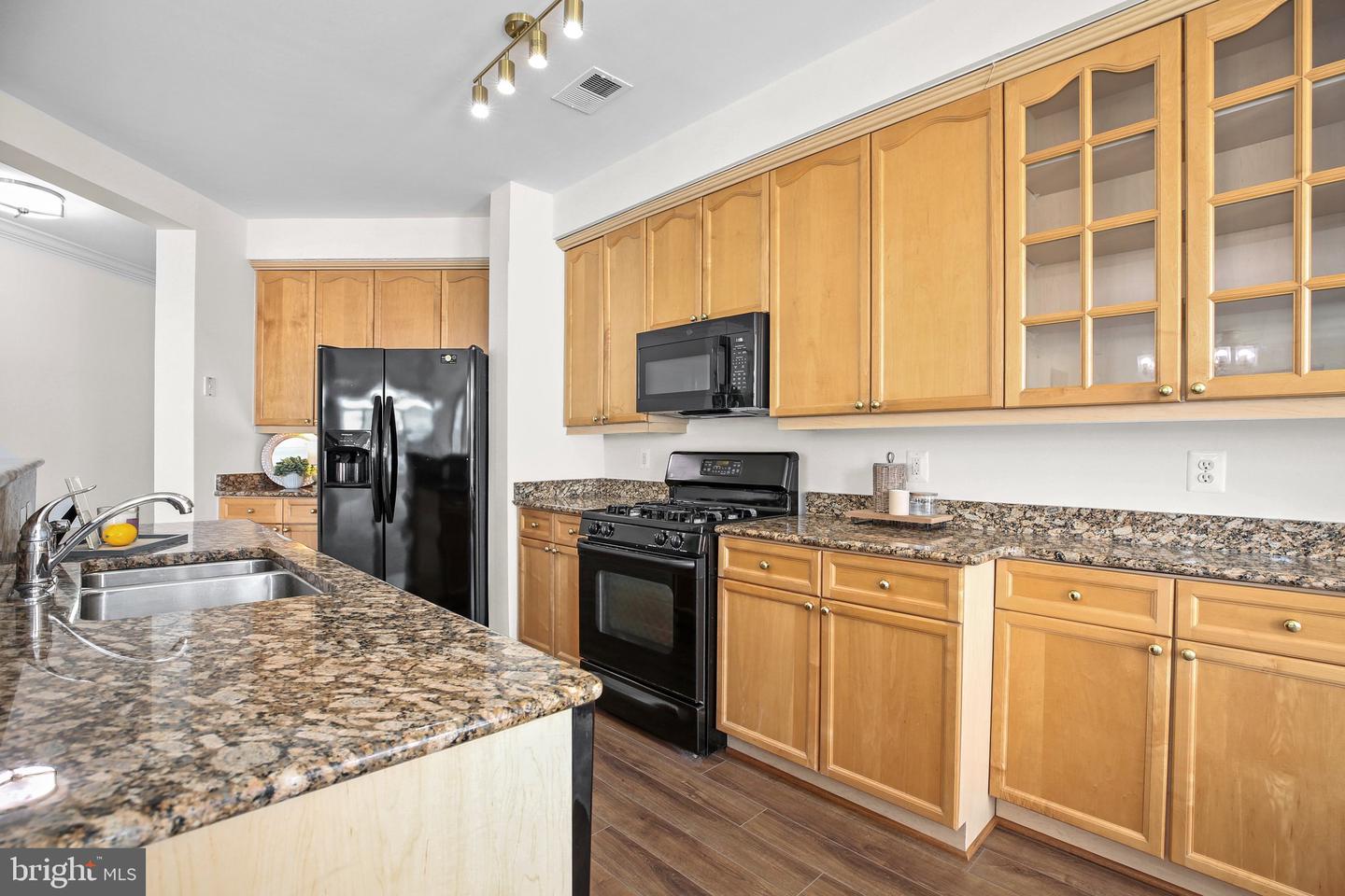 500 BELMONT BAY DR #415, WOODBRIDGE, Virginia 22191, 2 Bedrooms Bedrooms, ,2 BathroomsBathrooms,Residential,For sale,500 BELMONT BAY DR #415,VAPW2094050 MLS # VAPW2094050