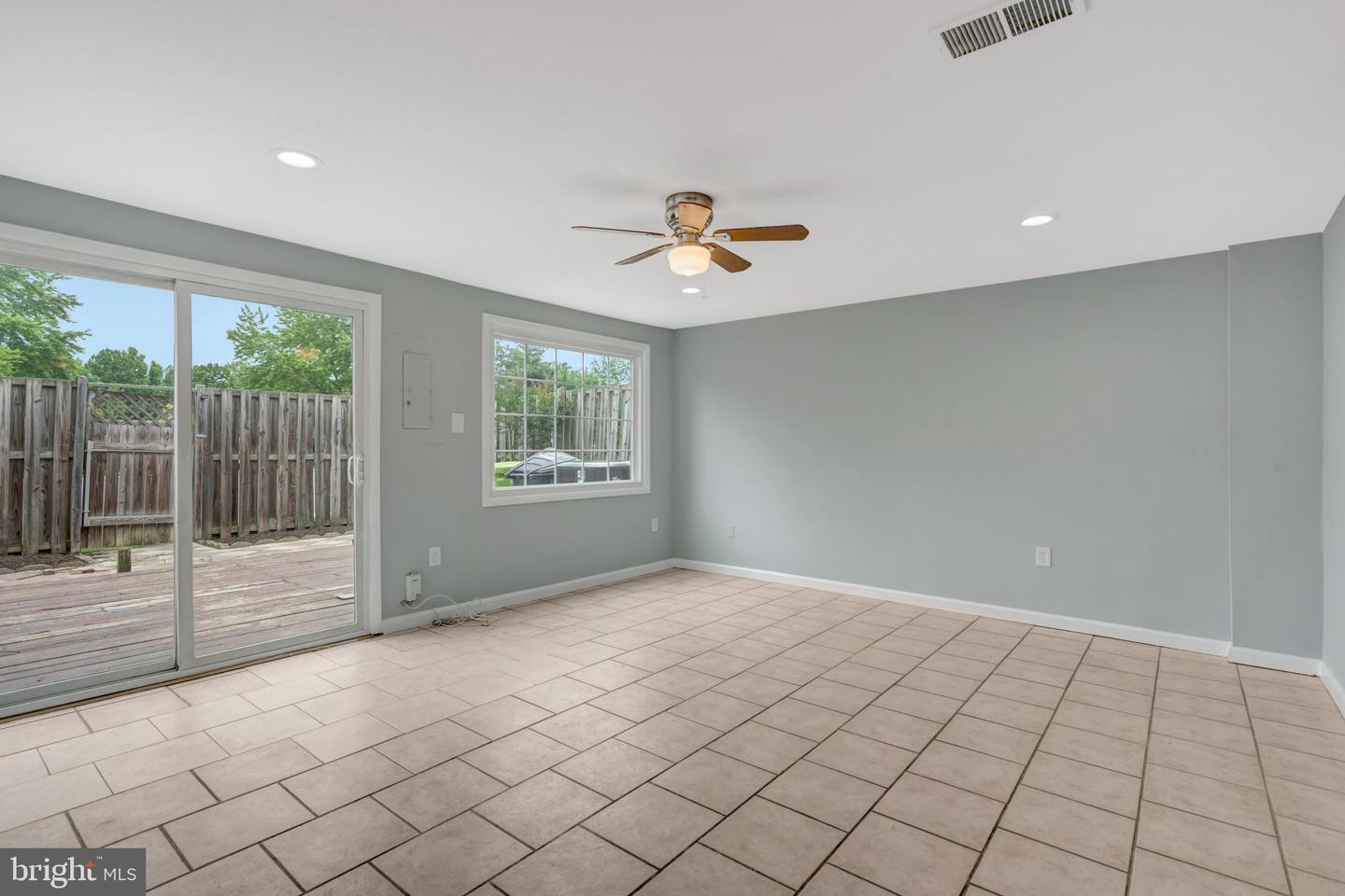 2836 BEECHTREE LN, WOODBRIDGE, Virginia 22191, 2 Bedrooms Bedrooms, ,2 BathroomsBathrooms,Residential,For sale,2836 BEECHTREE LN,VAPW2094422 MLS # VAPW2094422