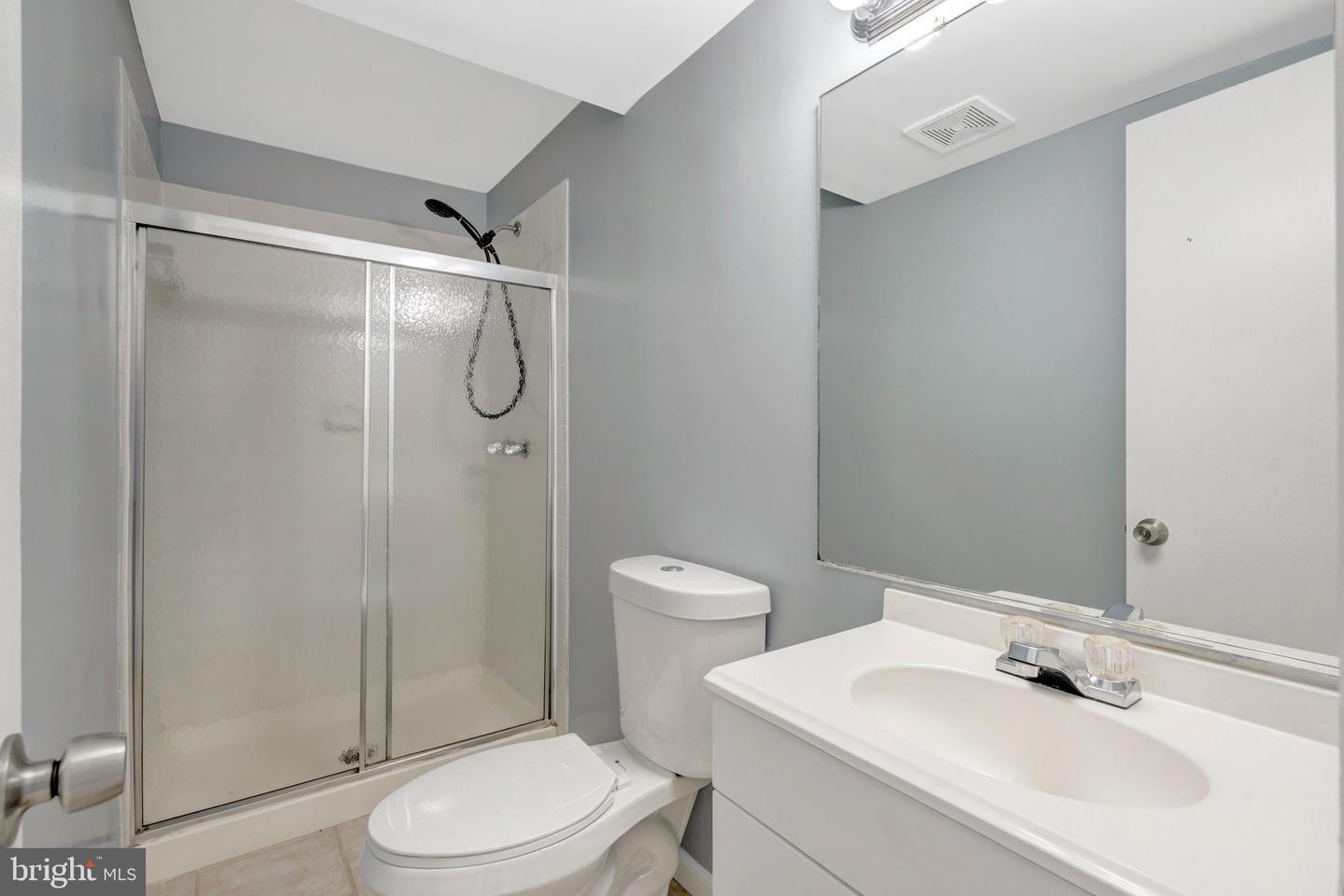 2836 BEECHTREE LN, WOODBRIDGE, Virginia 22191, 2 Bedrooms Bedrooms, ,2 BathroomsBathrooms,Residential,For sale,2836 BEECHTREE LN,VAPW2094422 MLS # VAPW2094422
