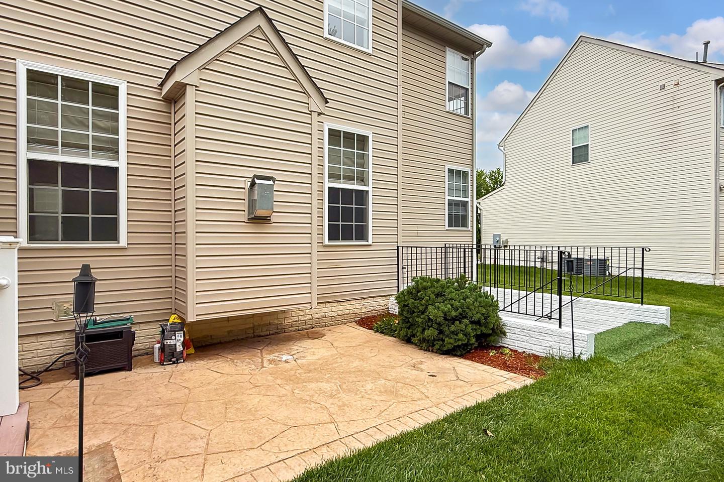 4365 GEORGE FRYE CIR, WOODBRIDGE, Virginia 22193, 4 Bedrooms Bedrooms, ,4 BathroomsBathrooms,Residential,For sale,4365 GEORGE FRYE CIR,VAPW2094588 MLS # VAPW2094588