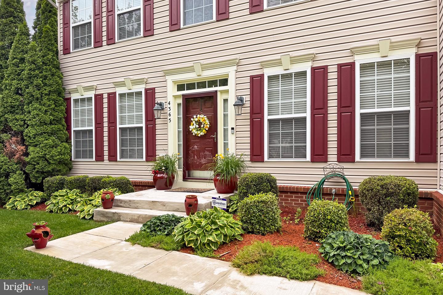 4365 GEORGE FRYE CIR, WOODBRIDGE, Virginia 22193, 4 Bedrooms Bedrooms, ,4 BathroomsBathrooms,Residential,For sale,4365 GEORGE FRYE CIR,VAPW2094588 MLS # VAPW2094588
