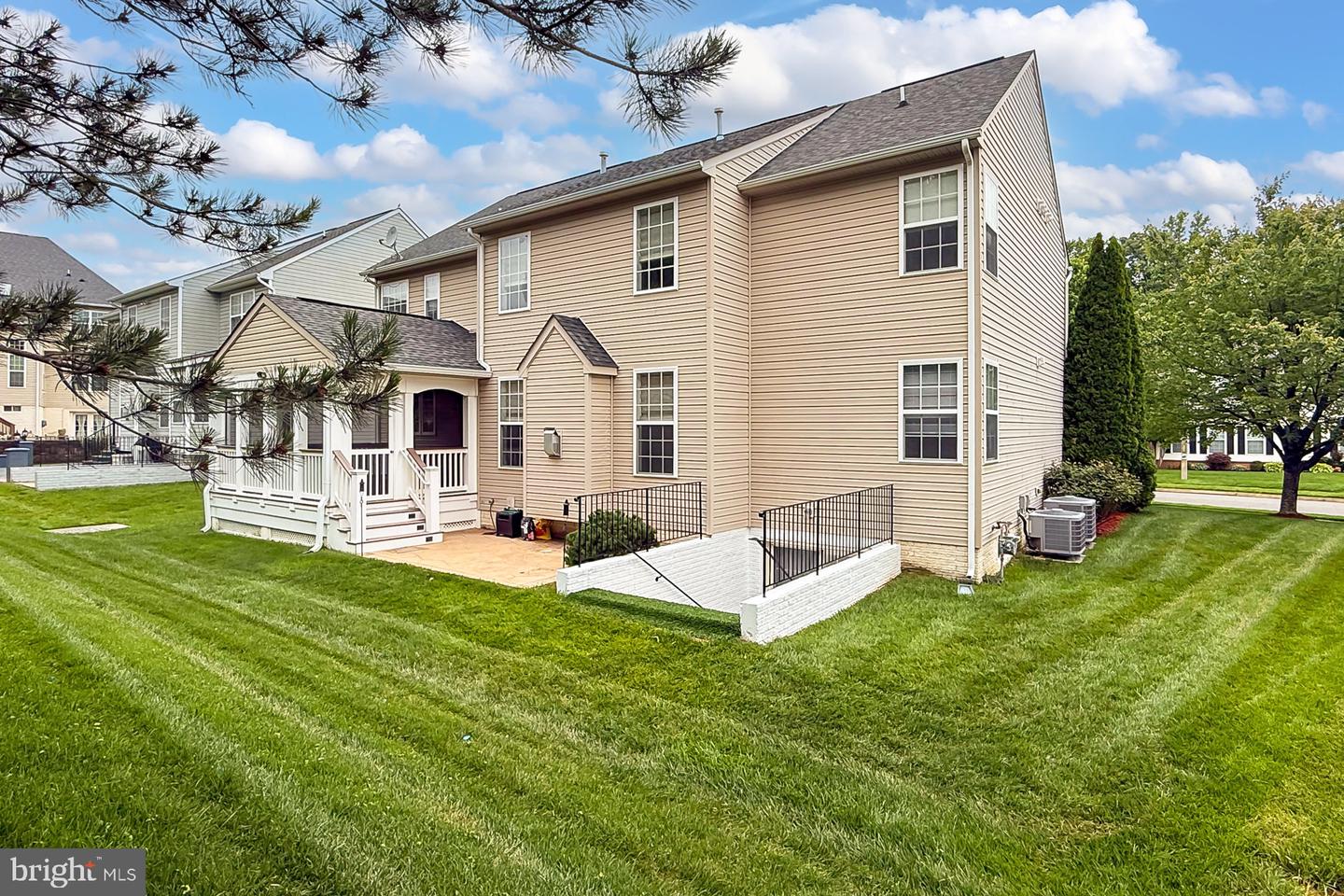 4365 GEORGE FRYE CIR, WOODBRIDGE, Virginia 22193, 4 Bedrooms Bedrooms, ,4 BathroomsBathrooms,Residential,For sale,4365 GEORGE FRYE CIR,VAPW2094588 MLS # VAPW2094588